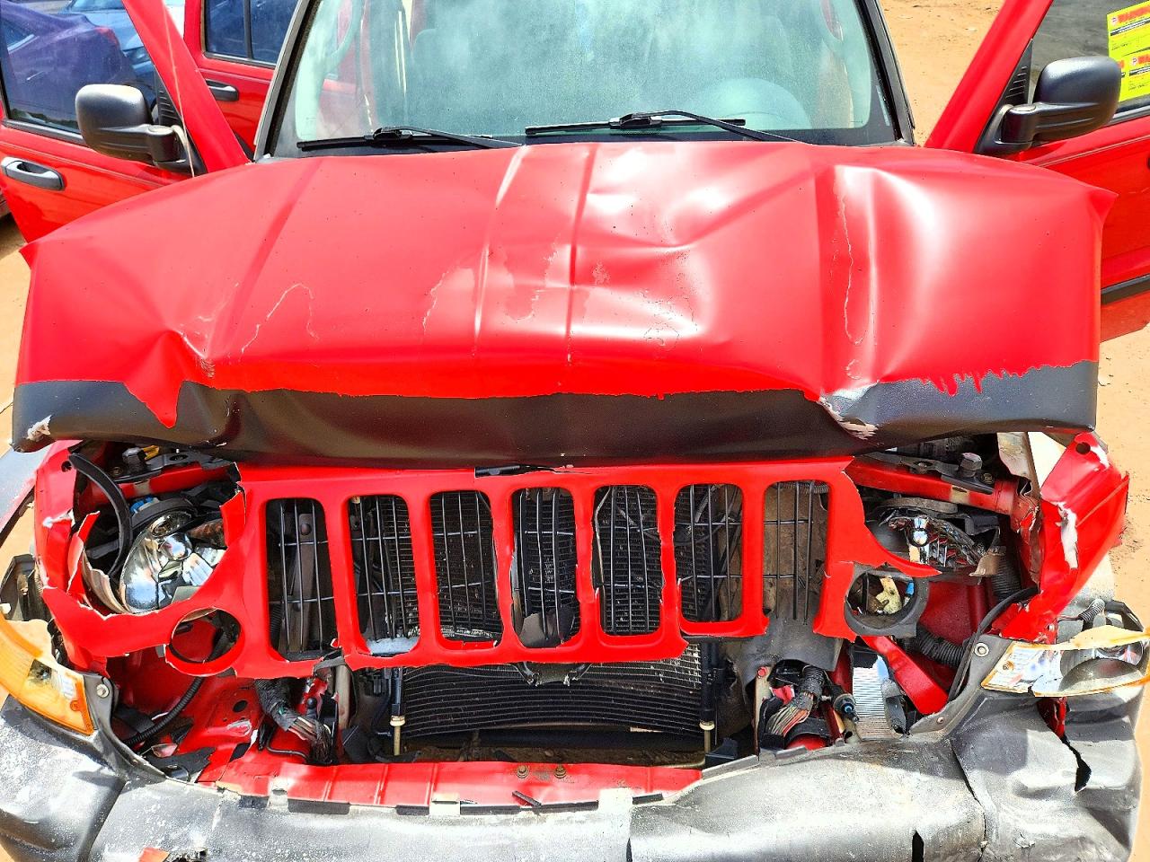 2005 Jeep Liberty Sport Красный vin: 1J4GL48K15W505482