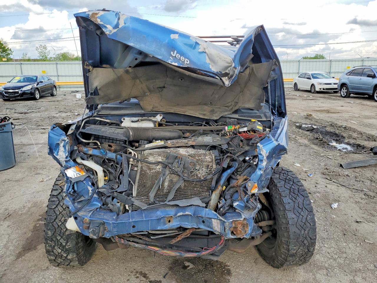 2005 Jeep Liberty Sport Blue vin: 1J4GL48K15W514795