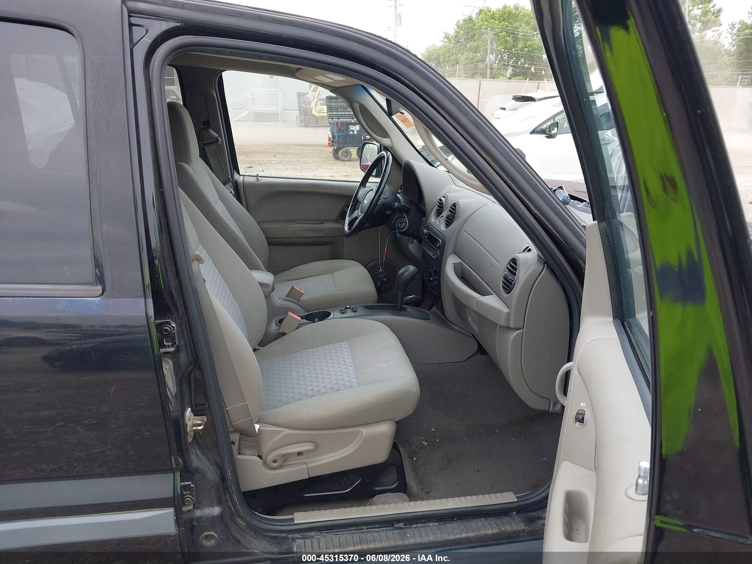 2005 Jeep Liberty Sport Black vin: 1J4GL48K15W555427