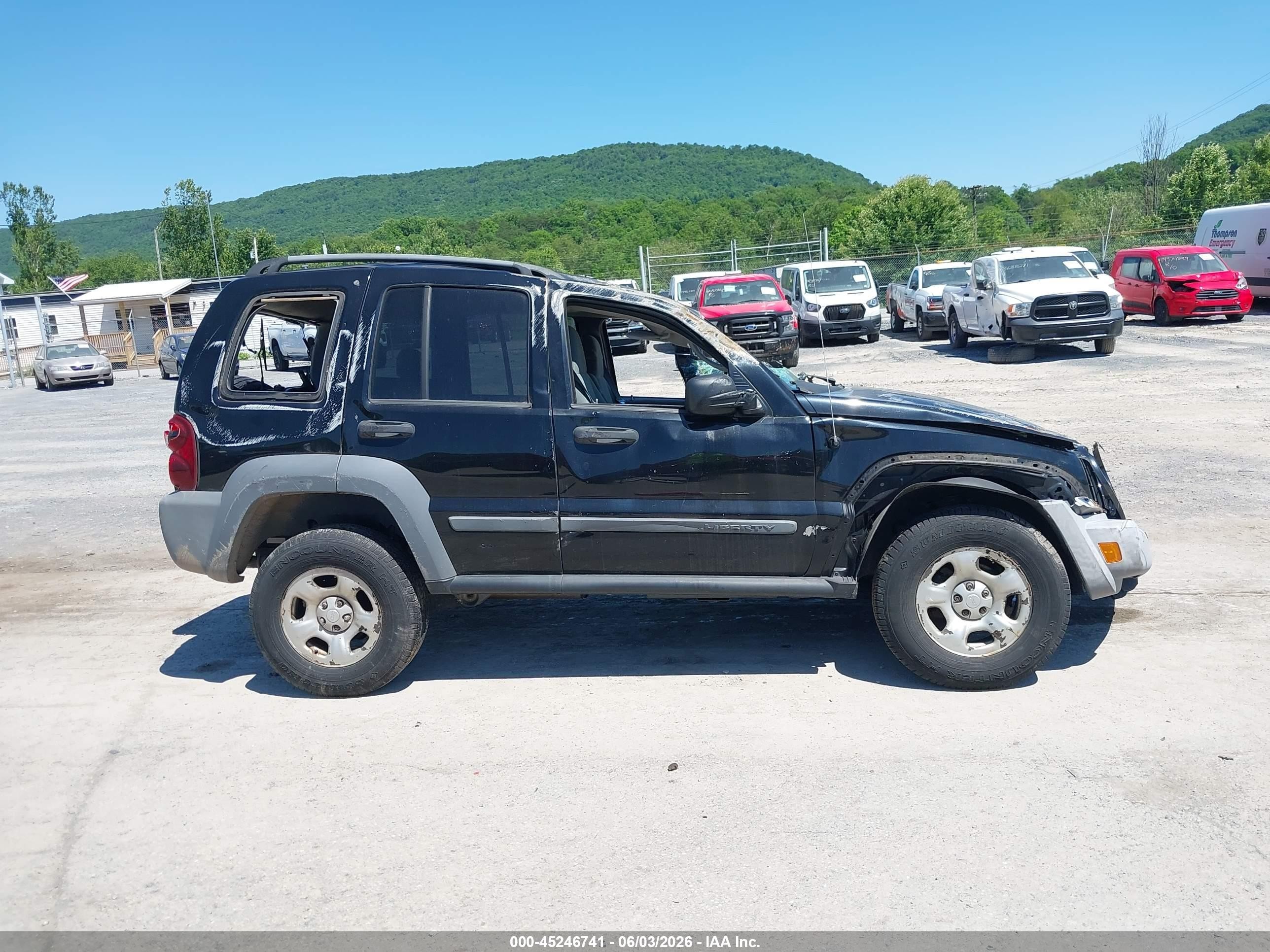 2005 Jeep Liberty Sport Black vin: 1J4GL48K15W570185