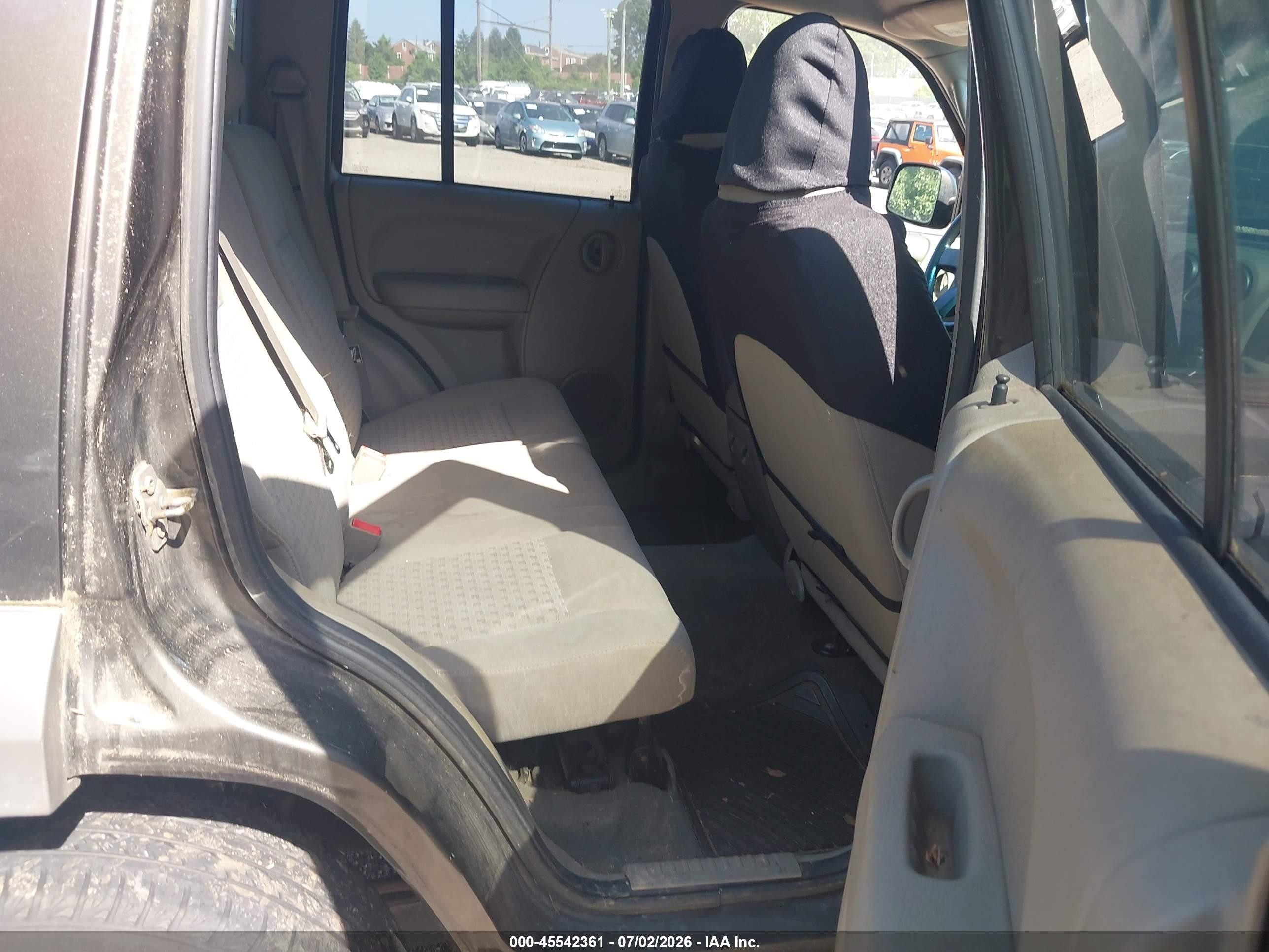 2006 Jeep Liberty Sport Gray vin: 1J4GL48K16W249099