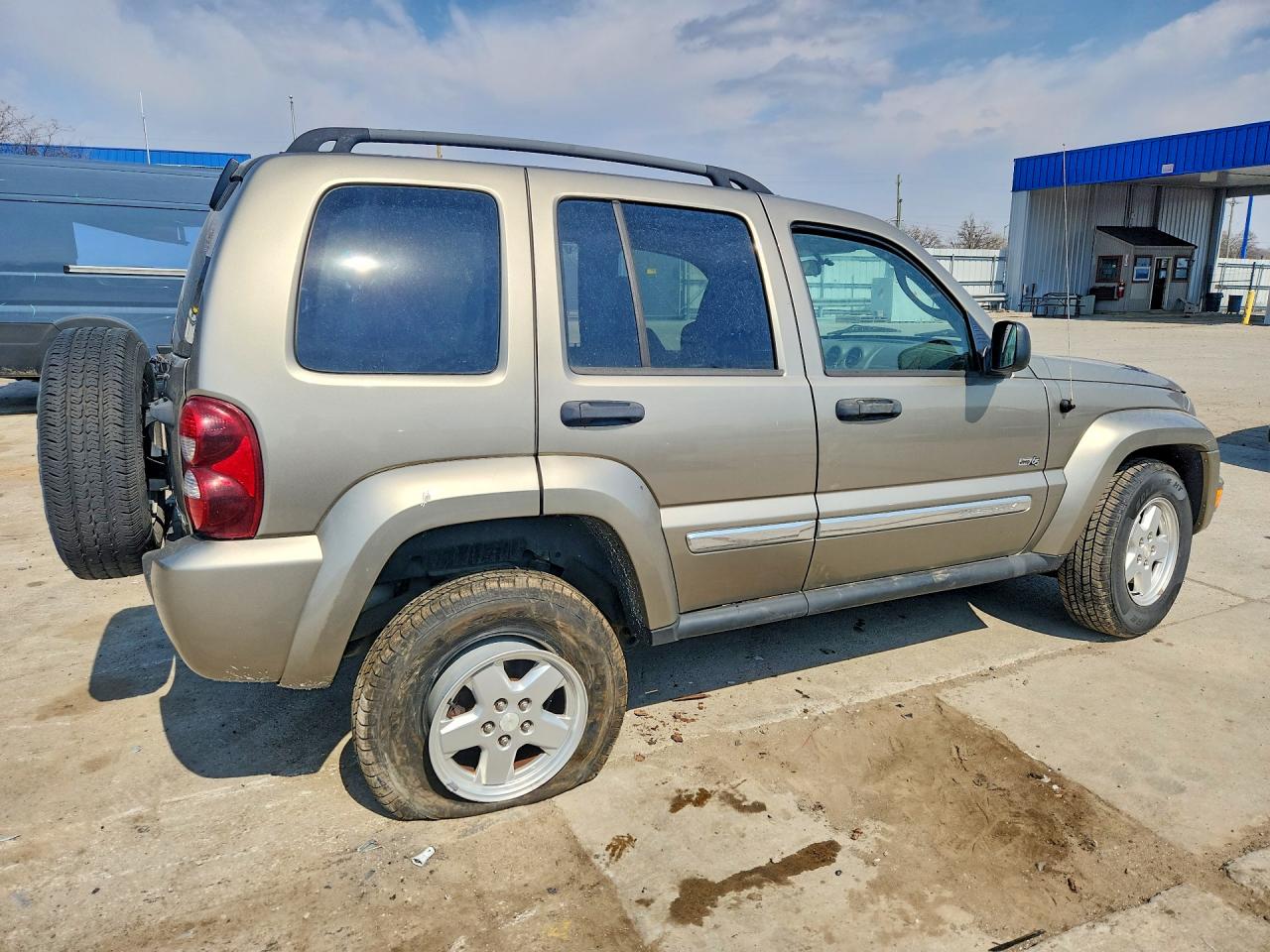 2006 Jeep Liberty Sport Бежевый vin: 1J4GL48K16W257879