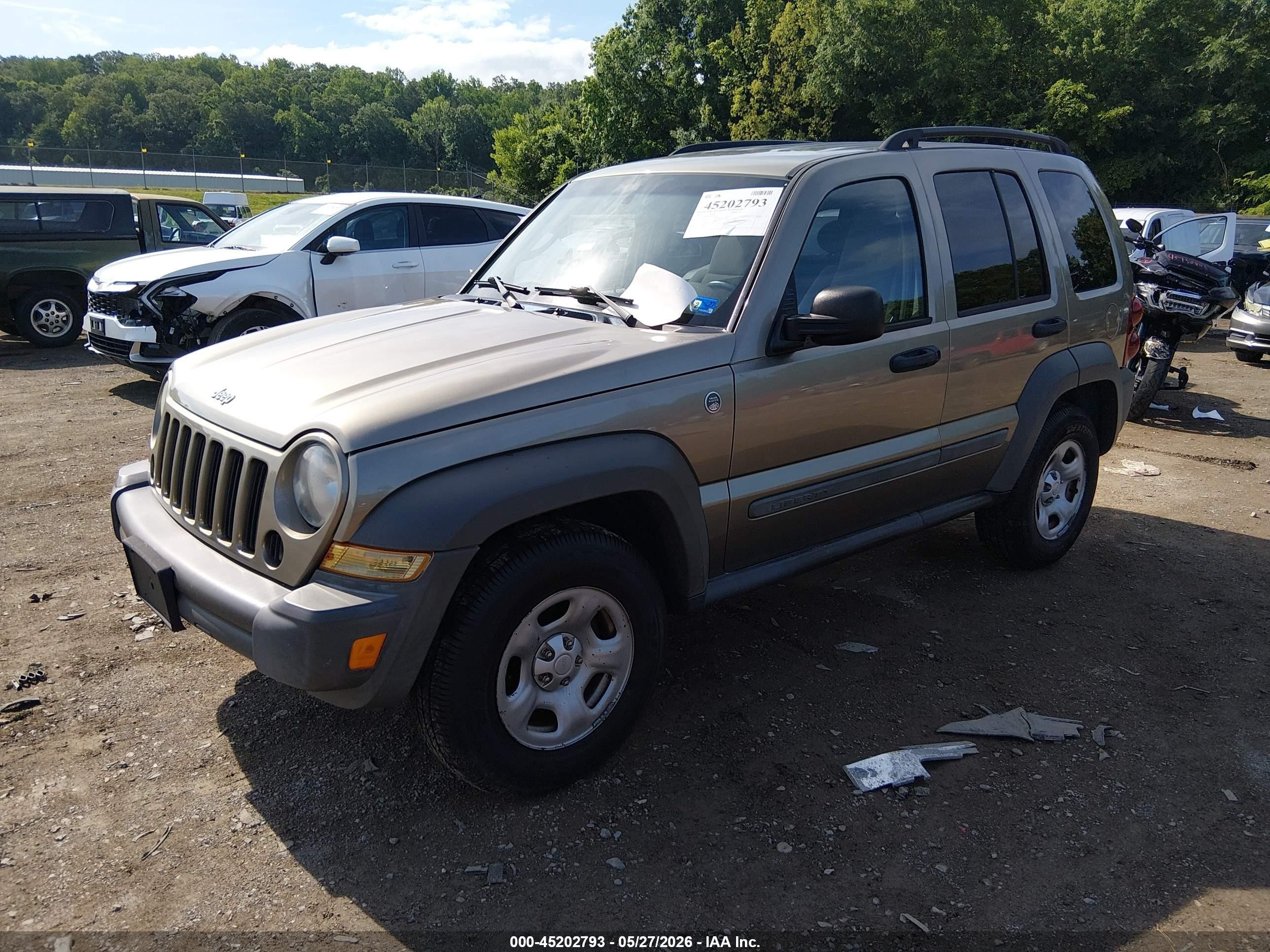 2007 Jeep Liberty Sport Золотой vin: 1J4GL48K17W670726