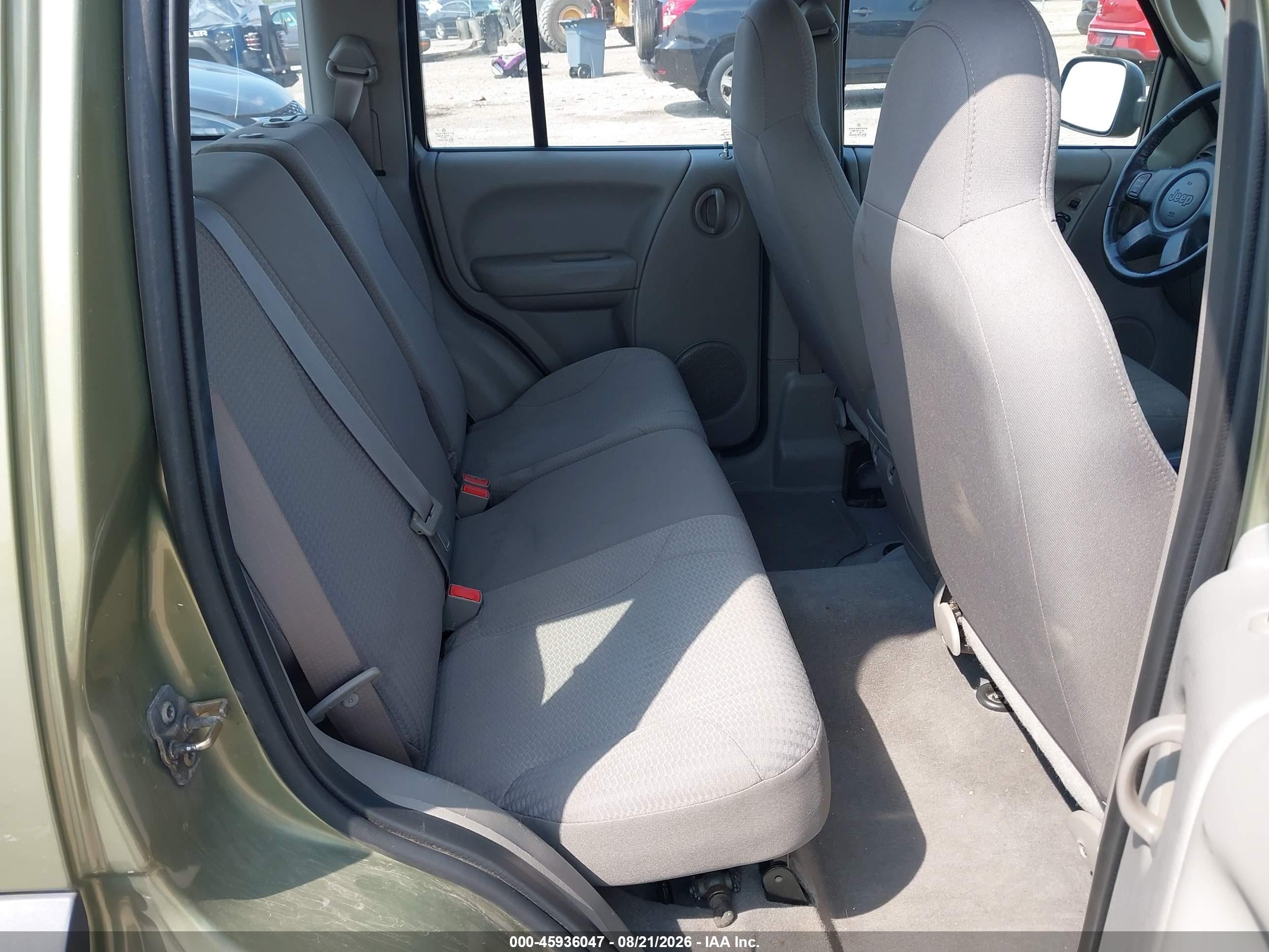 2003 Jeep Liberty Sport Зеленый vin: 1J4GL48K23W718180