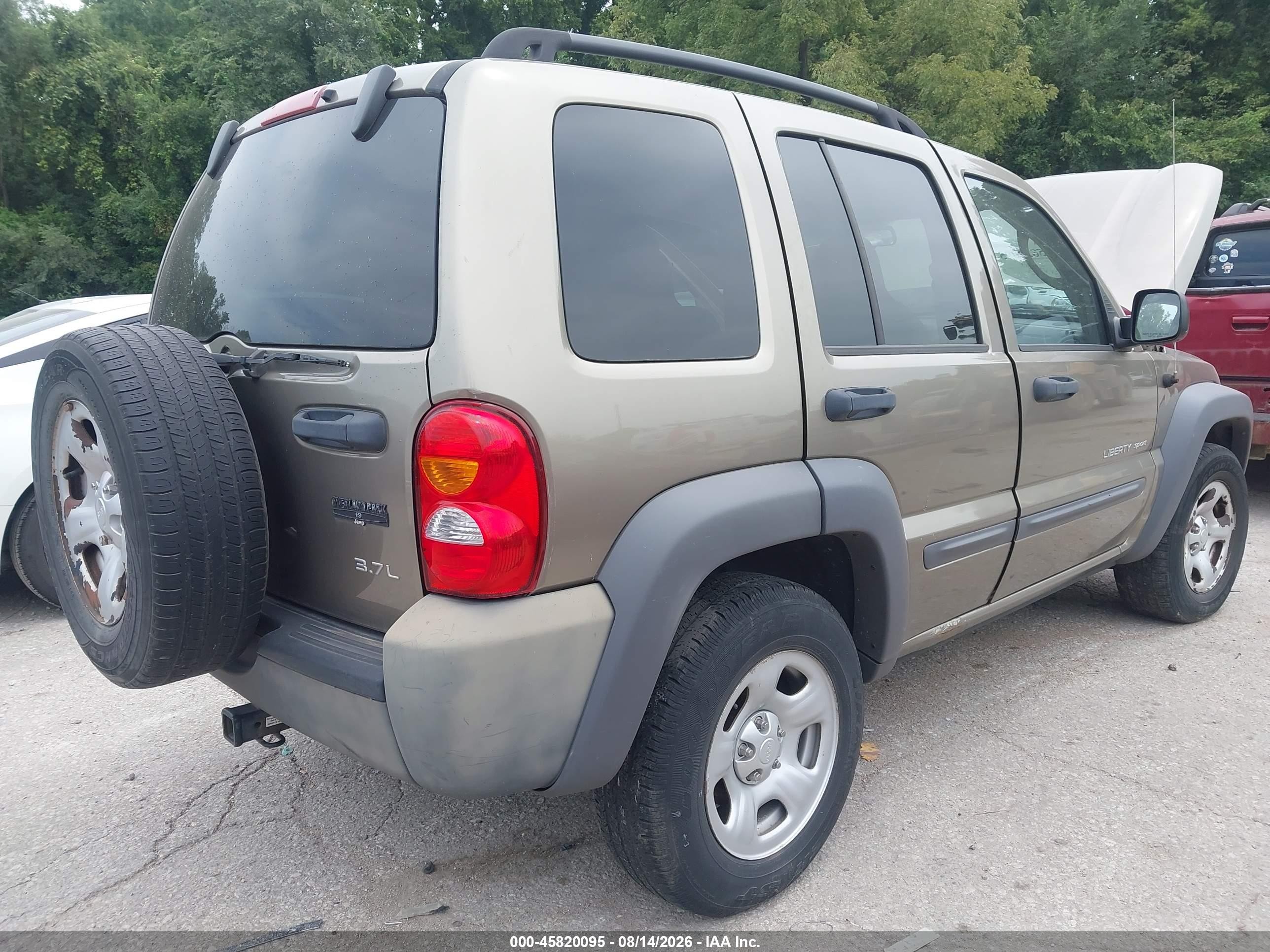 2003 Jeep Liberty Sport Champagne vin: 1J4GL48K23W731799