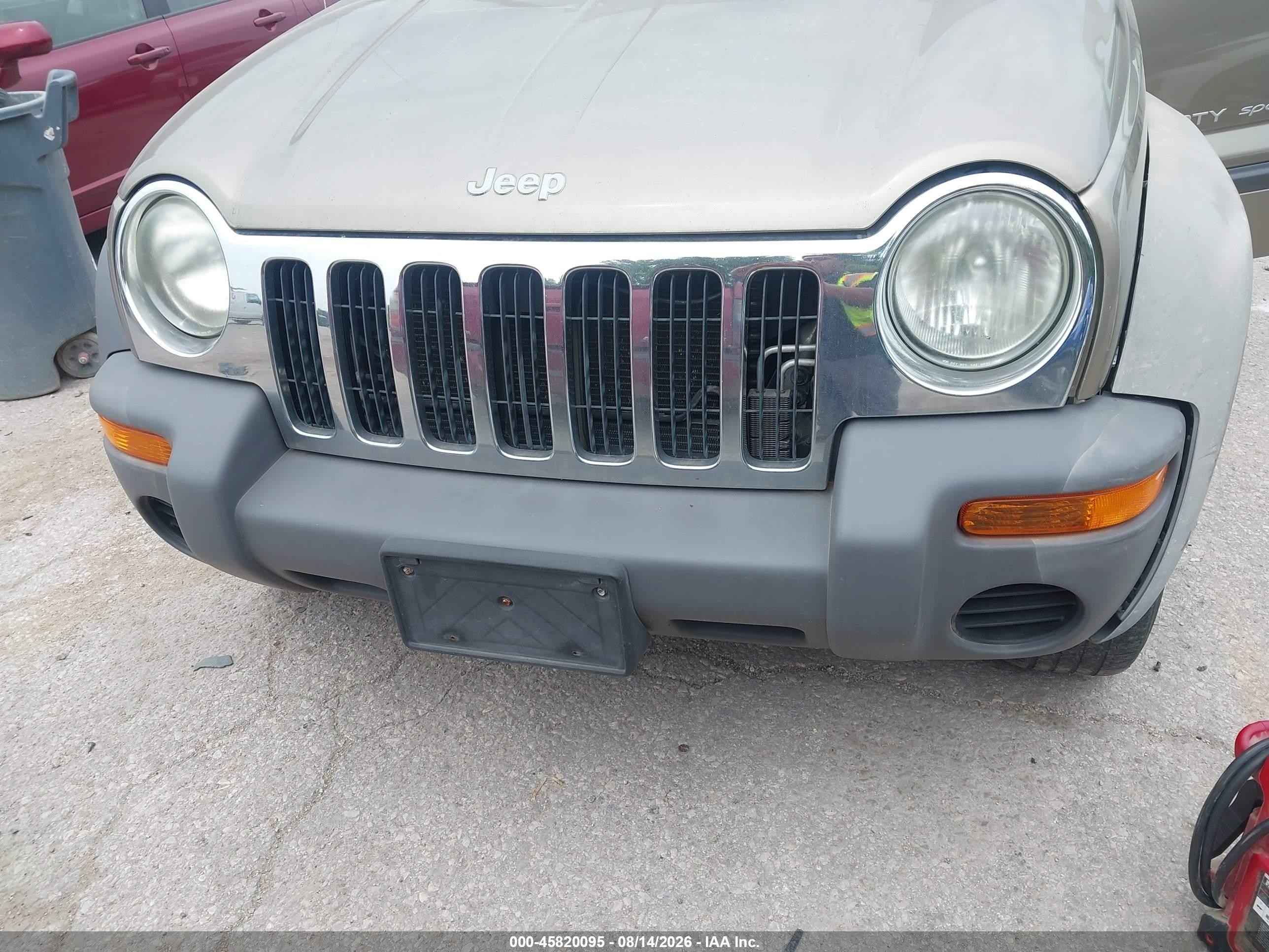 2003 Jeep Liberty Sport Champagne vin: 1J4GL48K23W731799