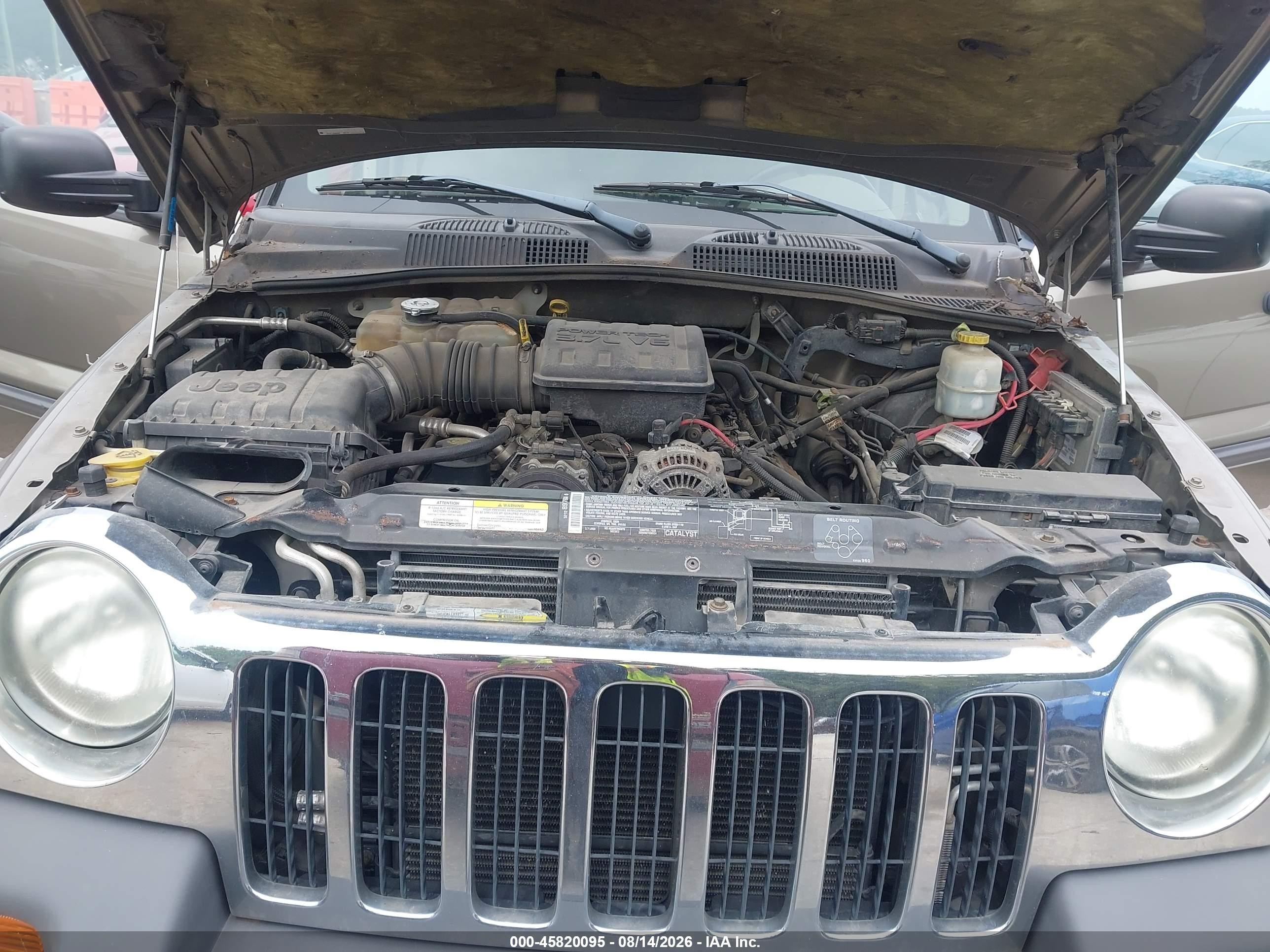 2003 Jeep Liberty Sport Champagne vin: 1J4GL48K23W731799