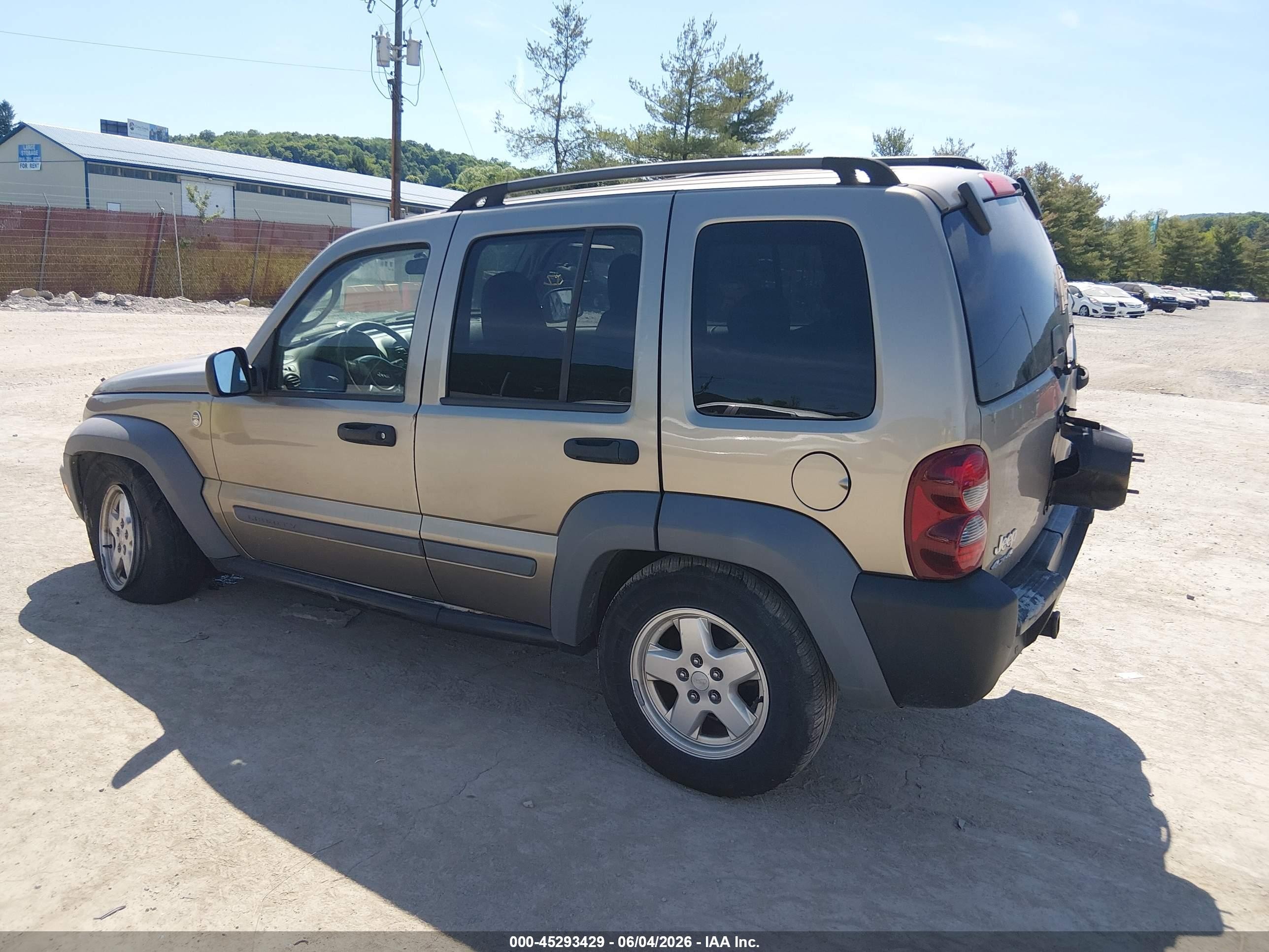 2005 Jeep Liberty Sport Gold vin: 1J4GL48K25W677603