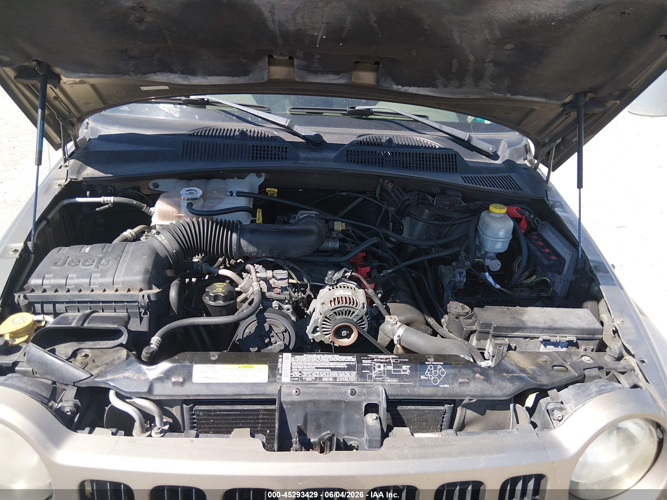 2005 Jeep Liberty Sport Gold vin: 1J4GL48K25W677603