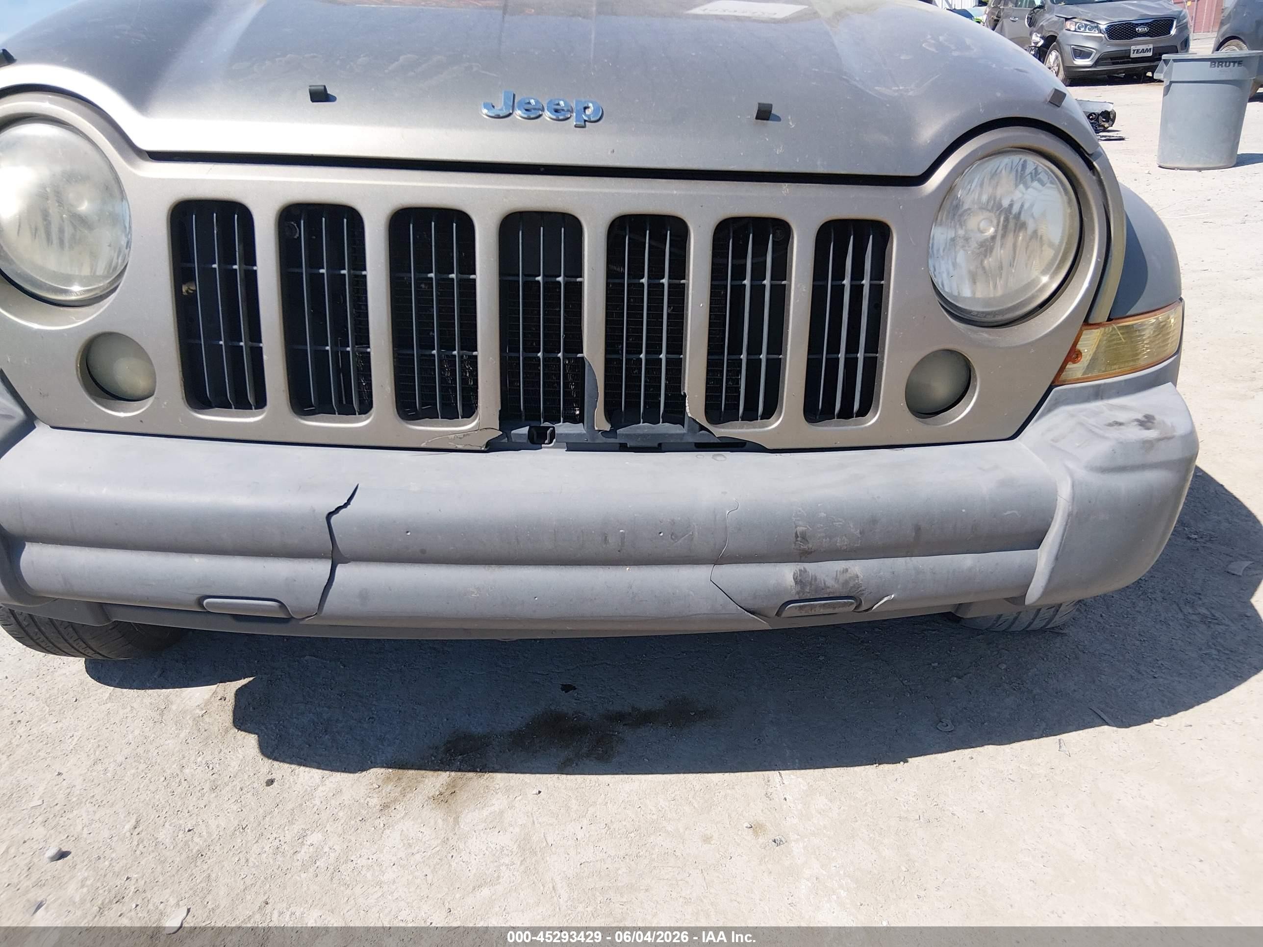 2005 Jeep Liberty Sport Gold vin: 1J4GL48K25W677603