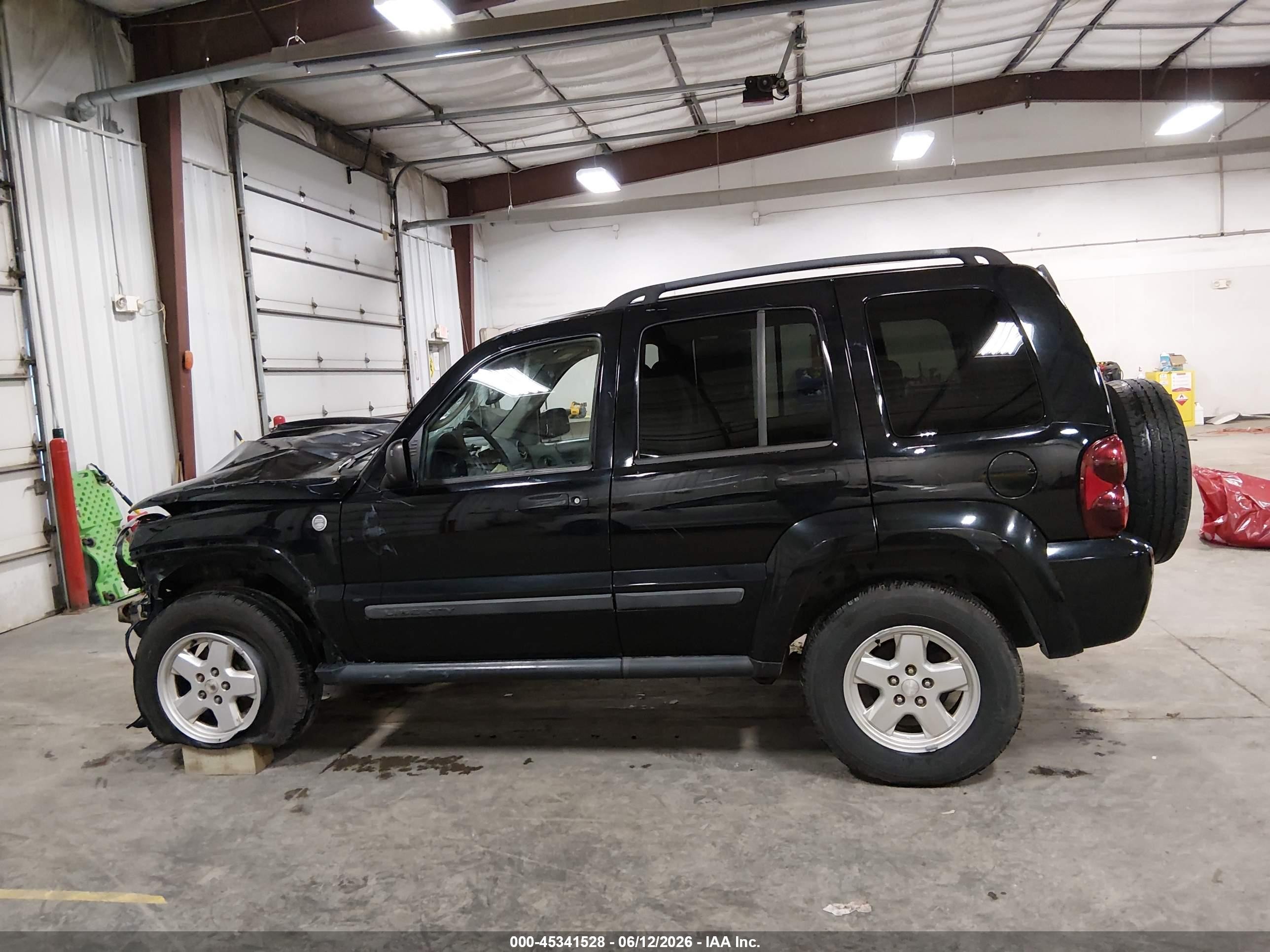 2007 Jeep Liberty Sport Black vin: 1J4GL48K27W652641