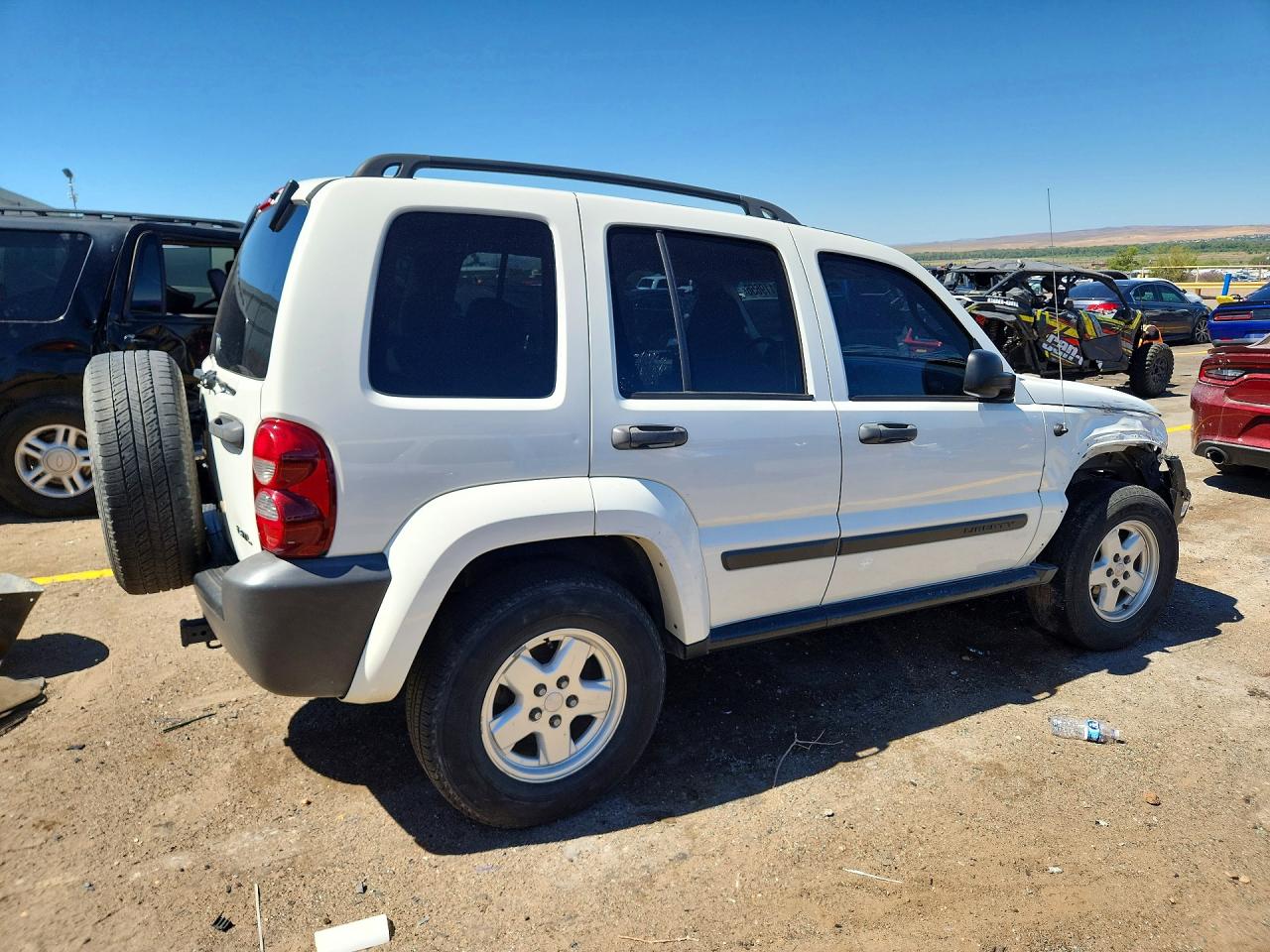 2007 Jeep Liberty Sport White vin: 1J4GL48K27W715737