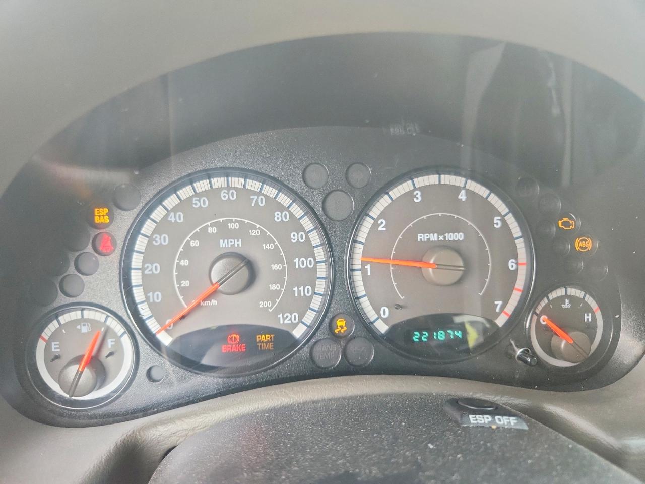 2007 Jeep Liberty Sport White vin: 1J4GL48K27W715737