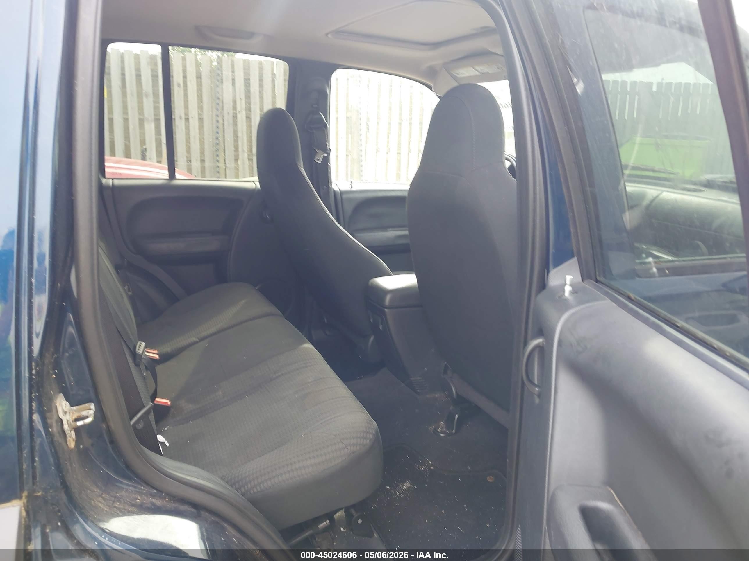 2004 Jeep Liberty Sport Синий vin: 1J4GL48K34W121749