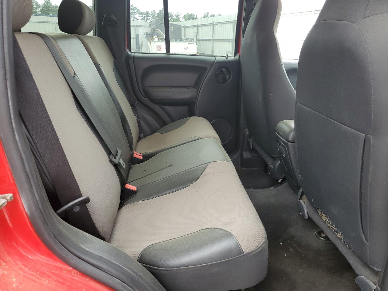2004 Jeep Liberty Sport Red vin: 1J4GL48K34W172040