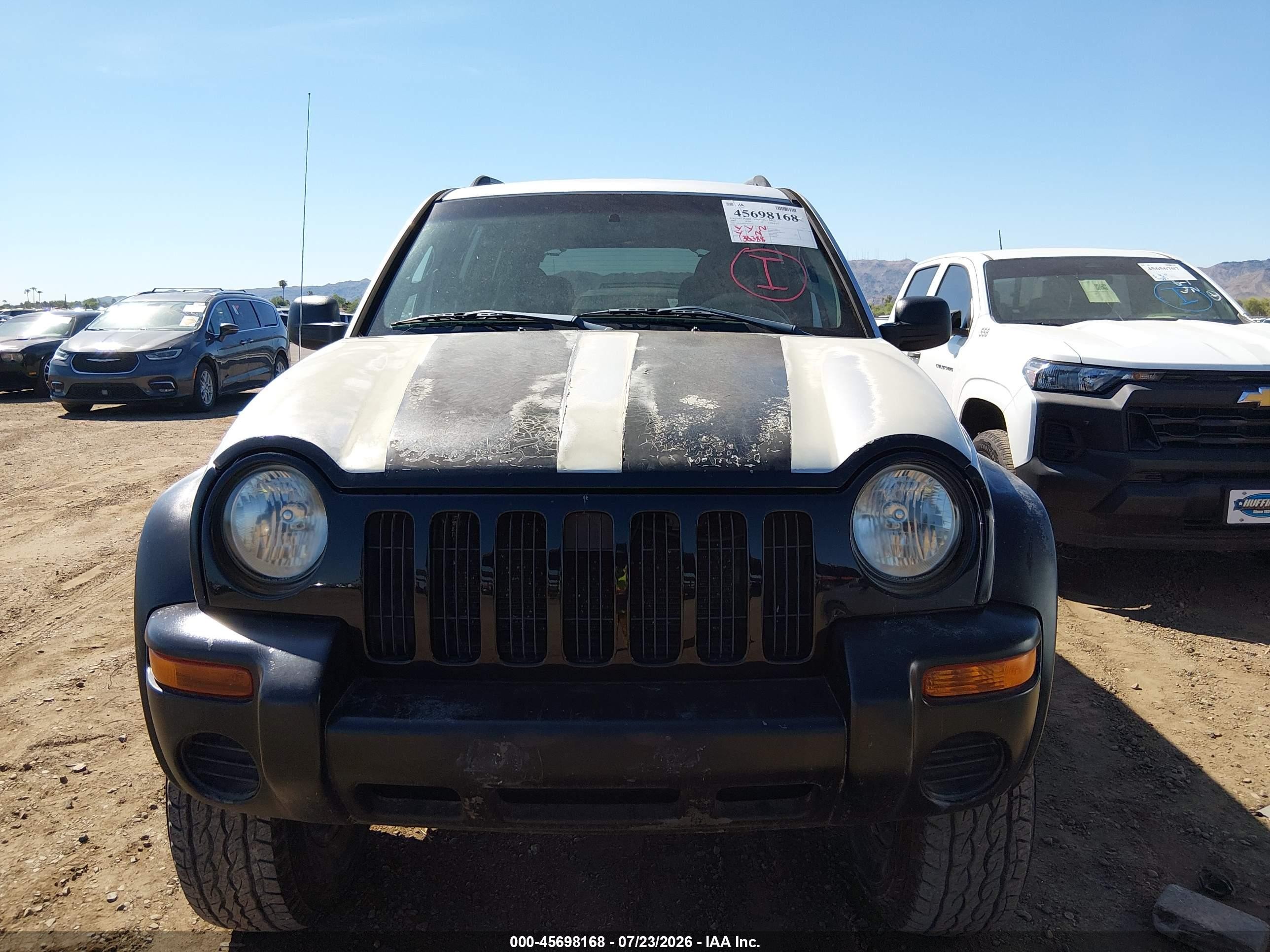 2004 Jeep Liberty Sport Silver vin: 1J4GL48K34W193695