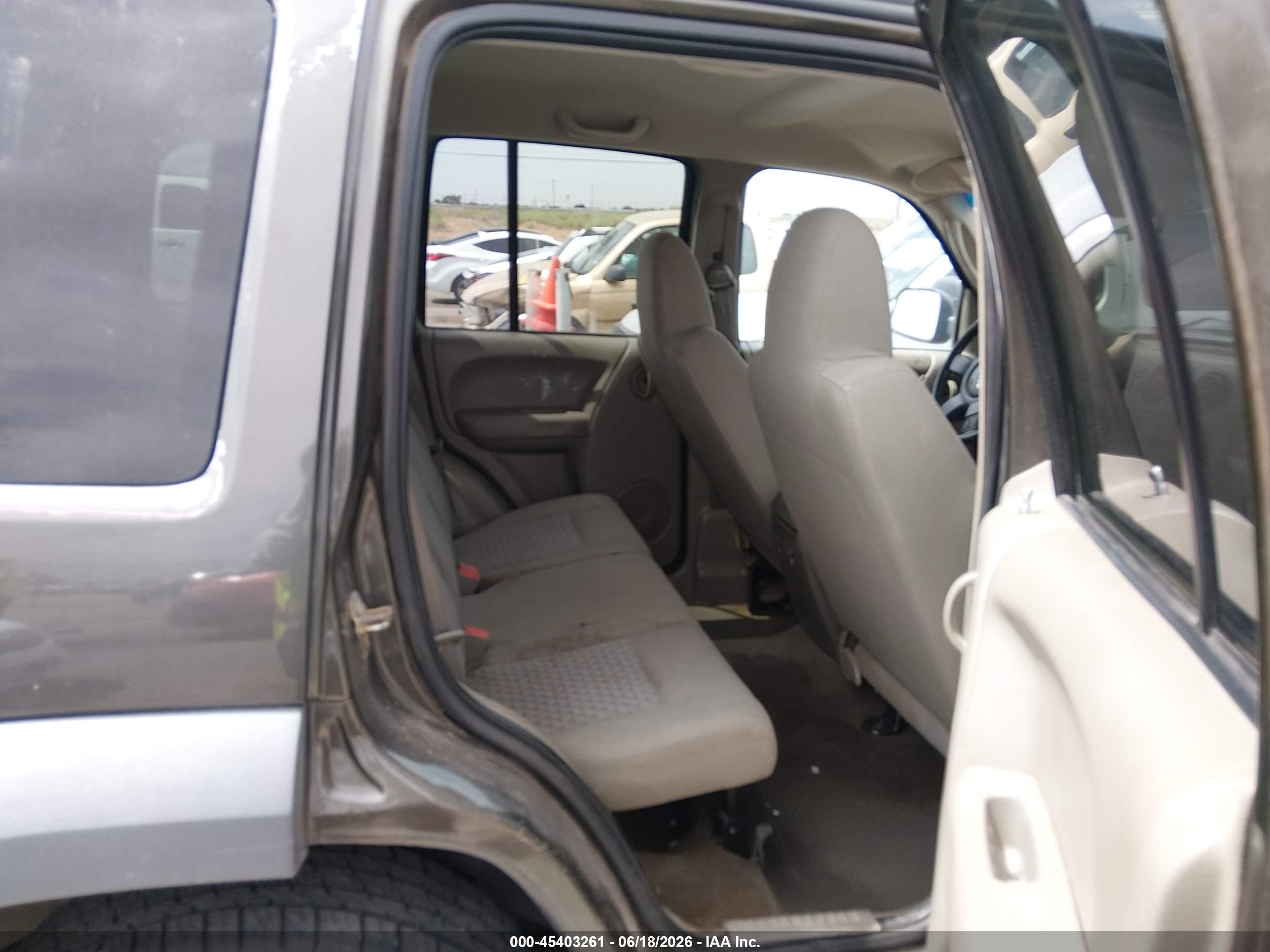 2005 Jeep Liberty Sport Brown vin: 1J4GL48K35W508724