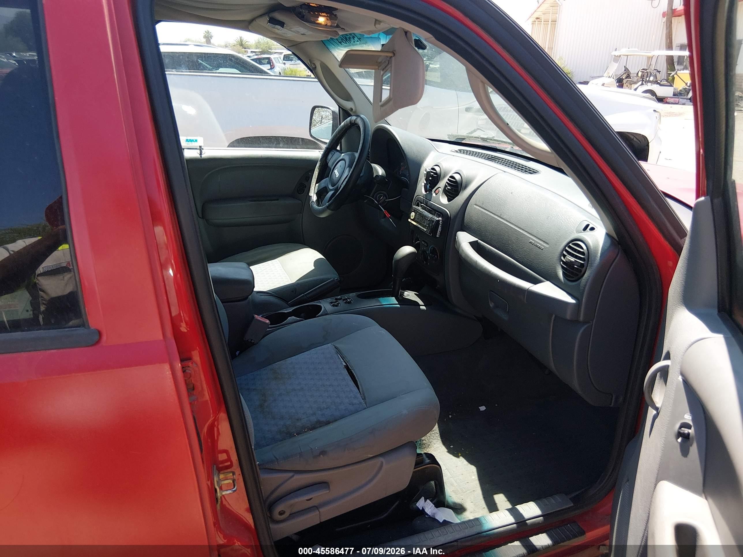 2005 Jeep Liberty Sport Красный vin: 1J4GL48K35W544428