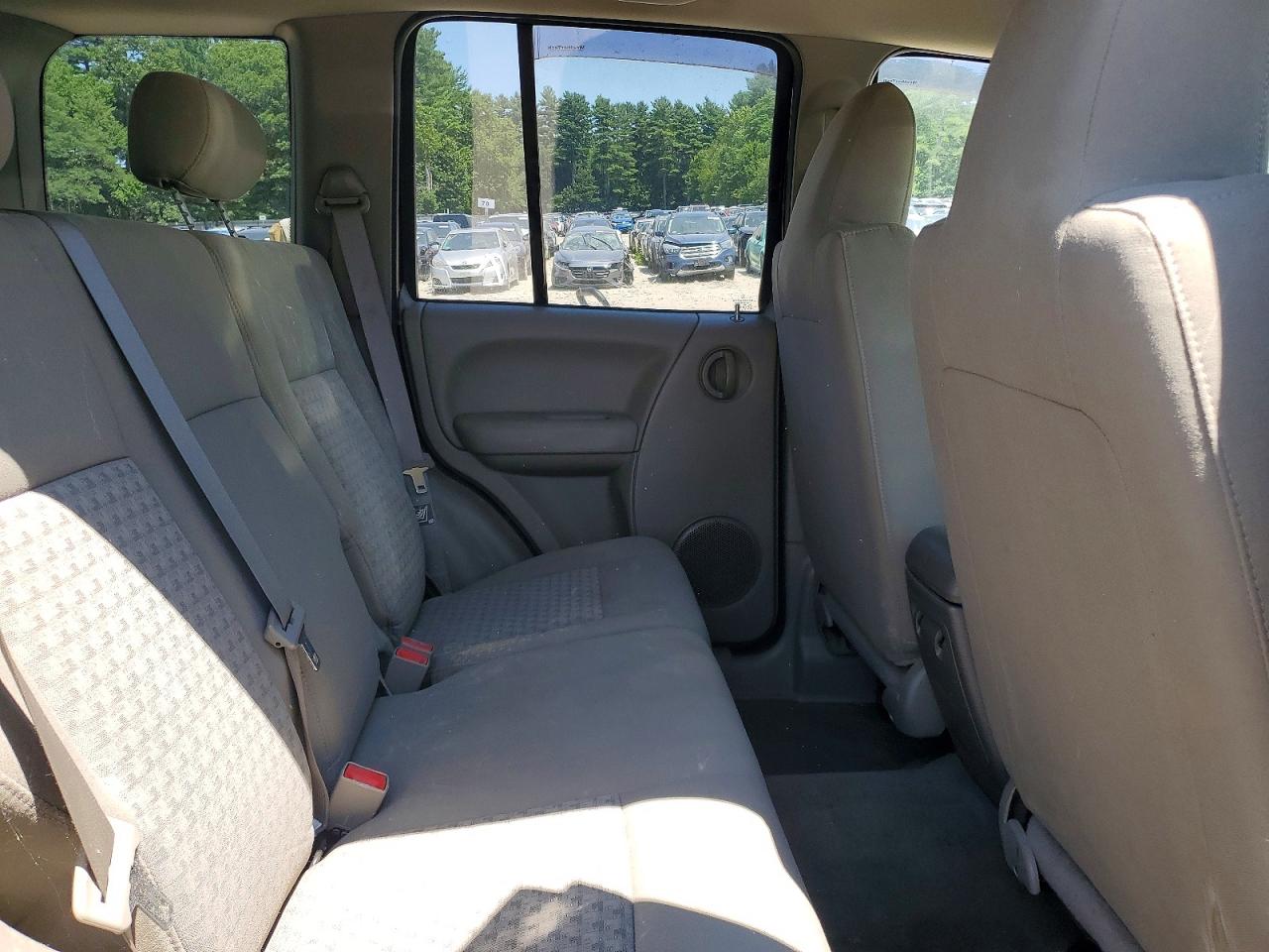 2005 Jeep Liberty Sport Green vin: 1J4GL48K35W584265