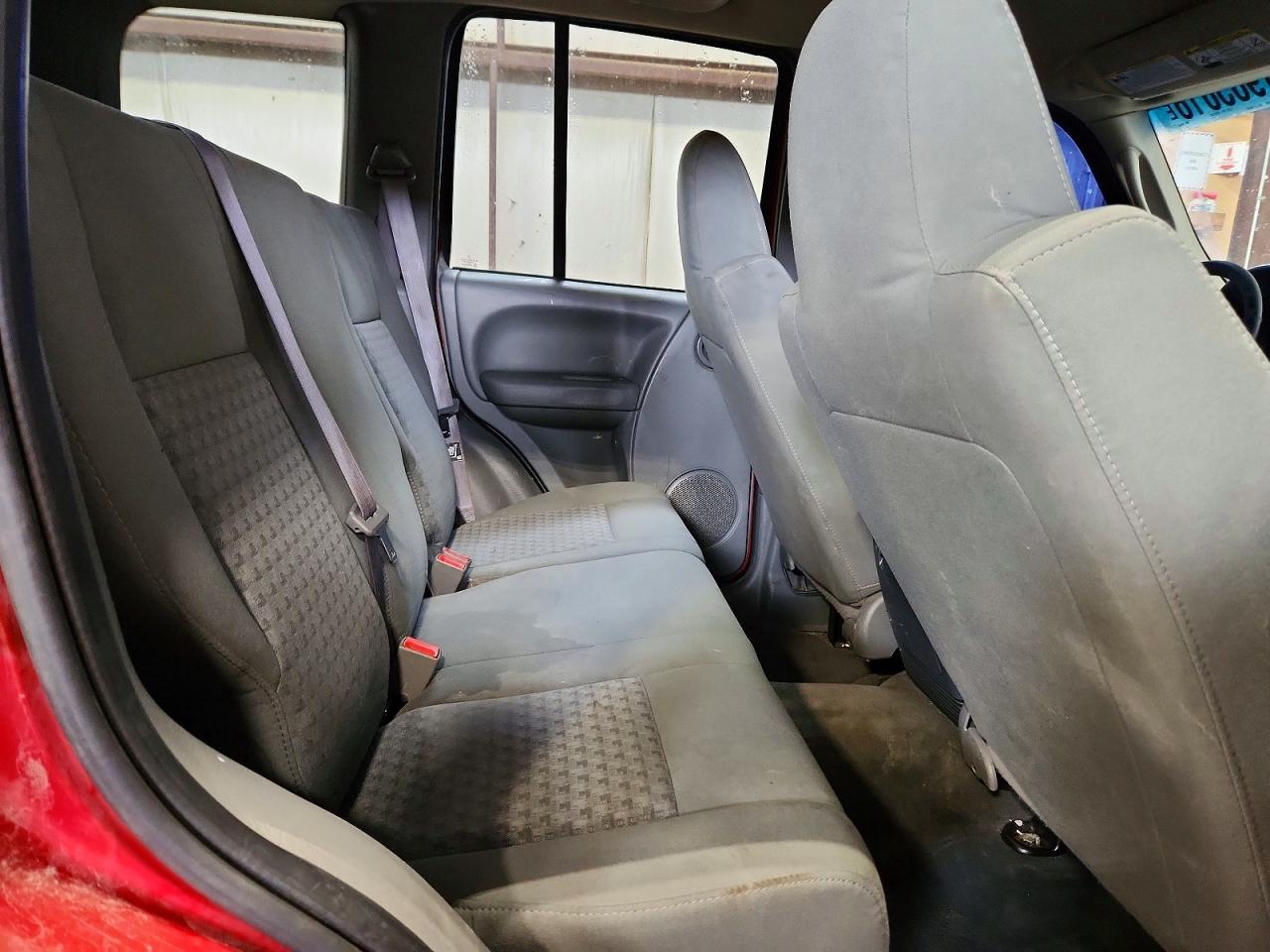 2006 Jeep Liberty Sport Красный vin: 1J4GL48K36W139073