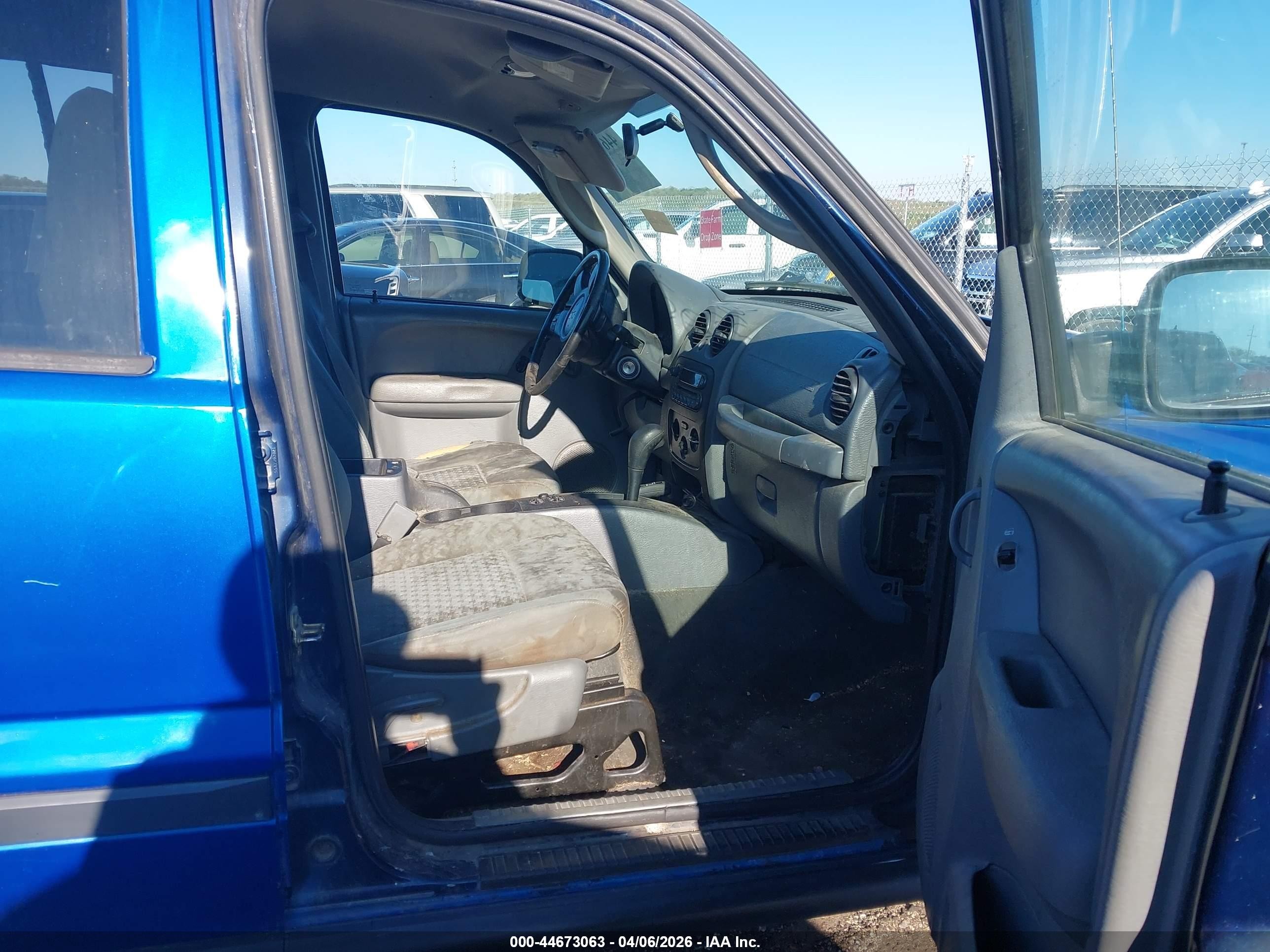 2006 Jeep Liberty Sport Синий vin: 1J4GL48K36W181579