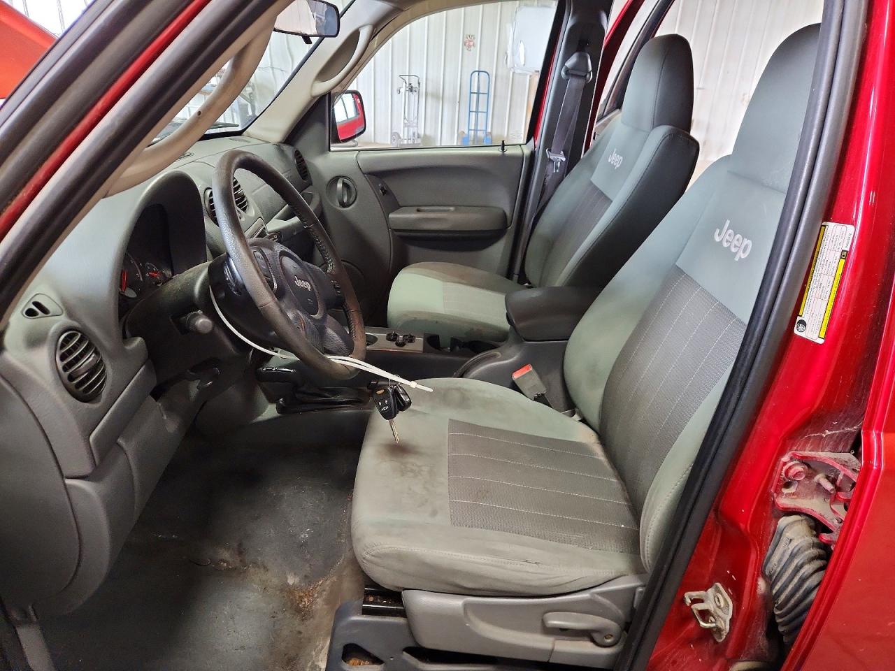 2007 Jeep Liberty Sport Красный vin: 1J4GL48K37W580512