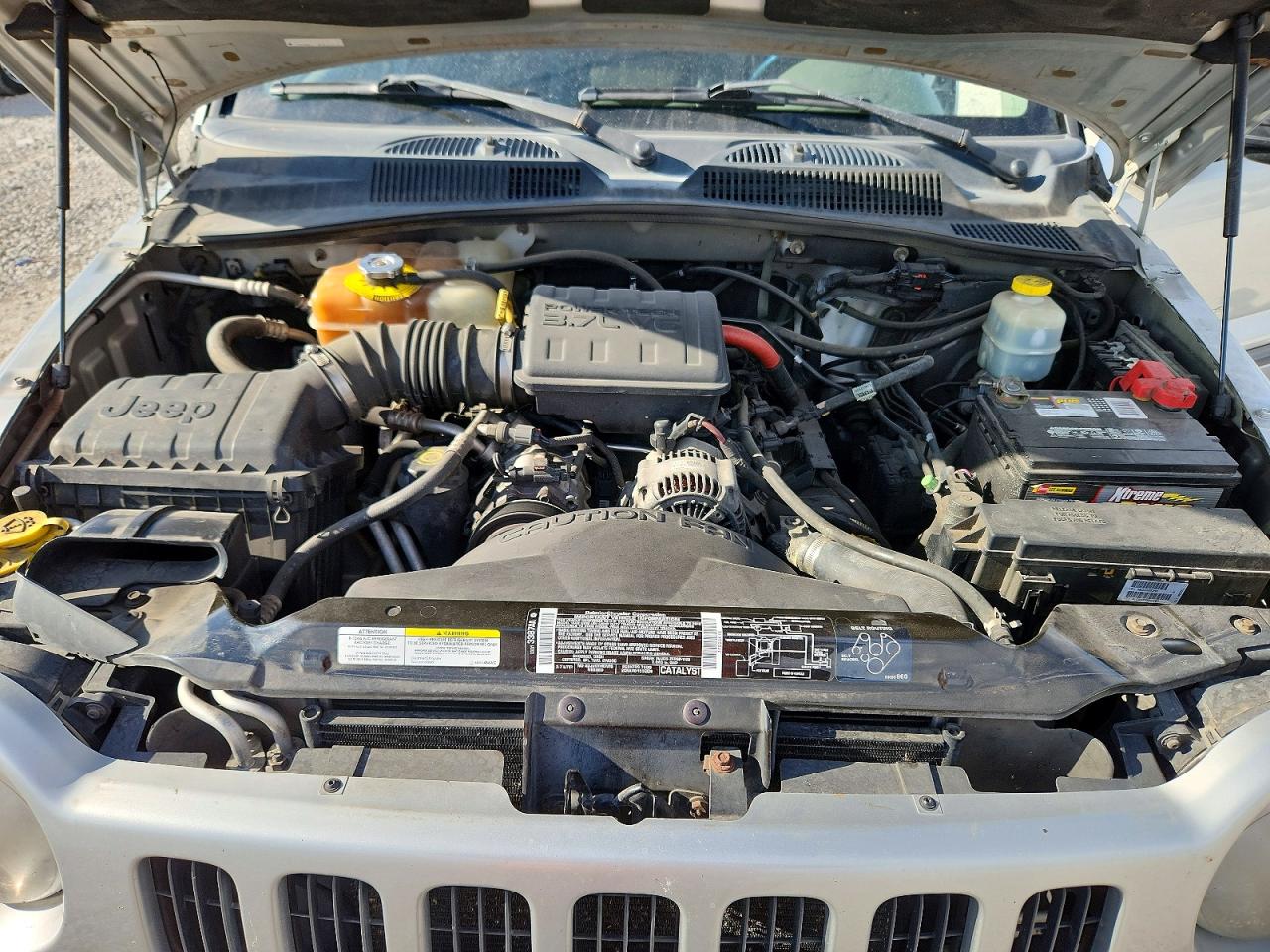 2002 Jeep Liberty Sport Silver vin: 1J4GL48K42W334416