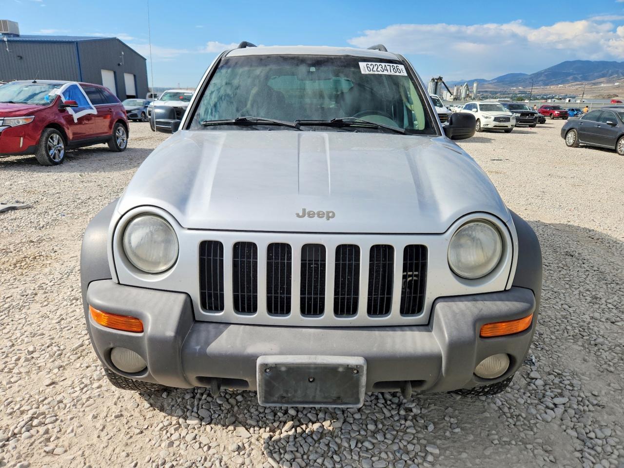 2002 Jeep Liberty Sport Silver vin: 1J4GL48K42W334416