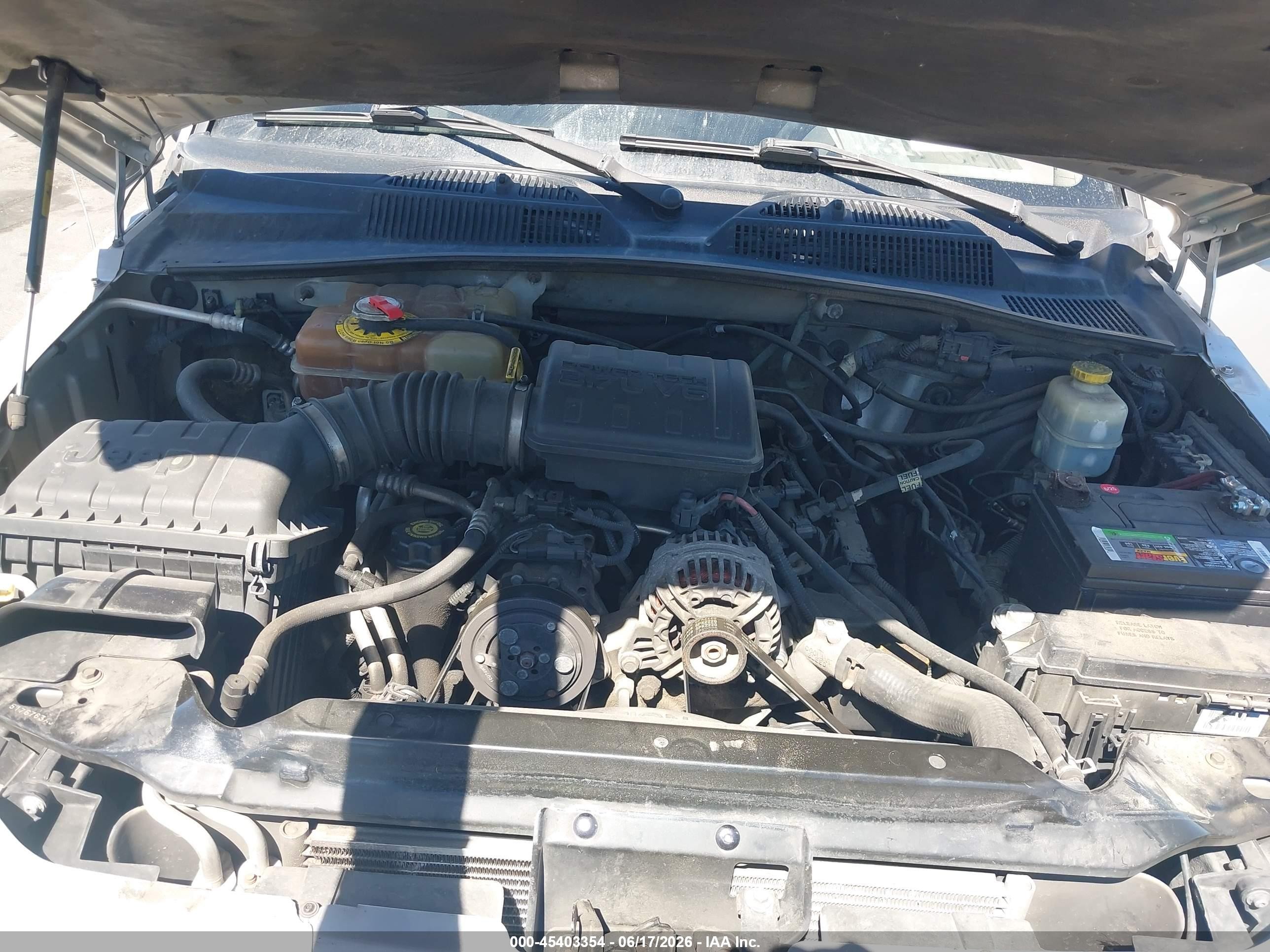 2002 Jeep Liberty Sport Silver vin: 1J4GL48K42W345805