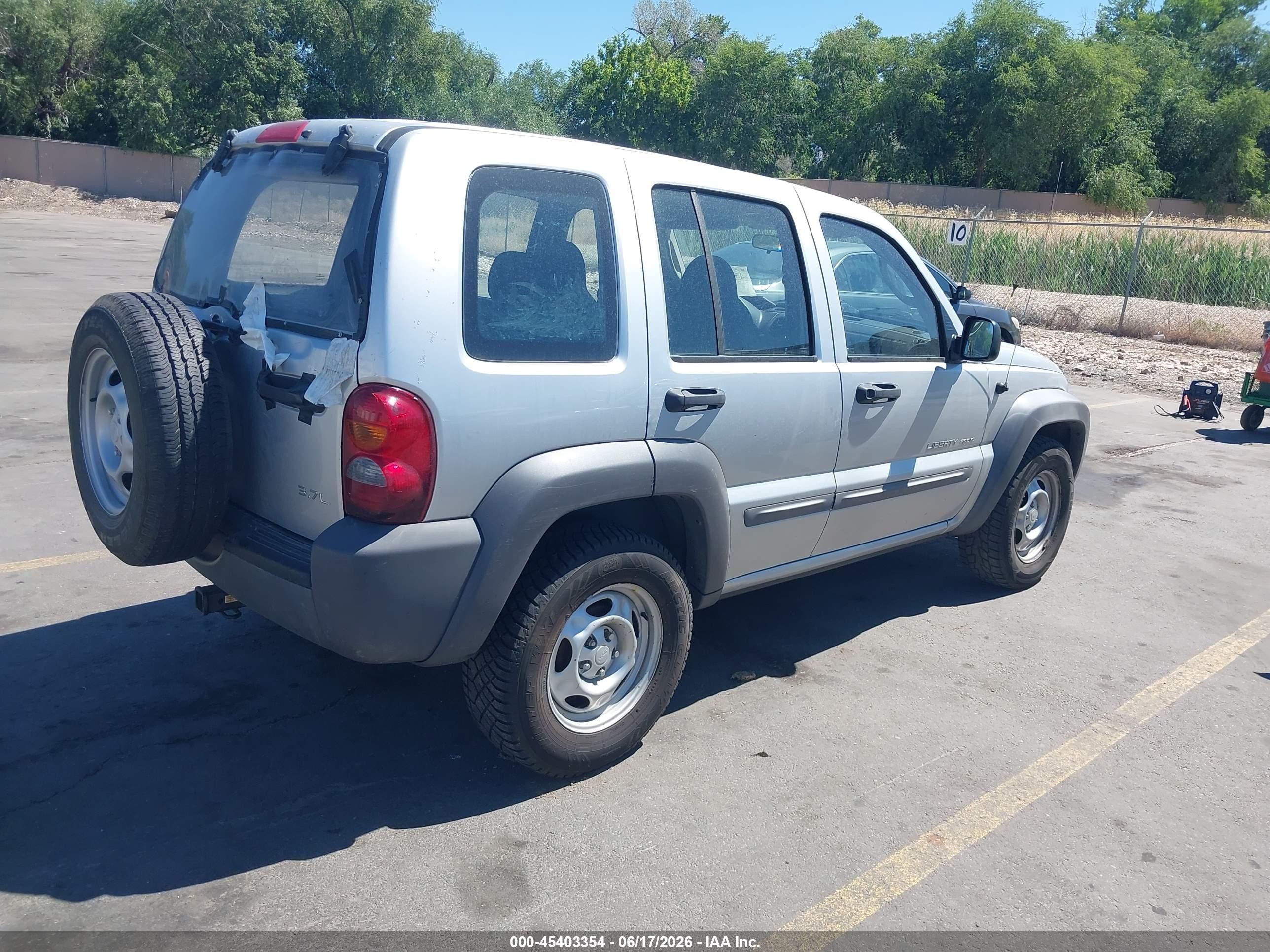 2002 Jeep Liberty Sport Silver vin: 1J4GL48K42W345805
