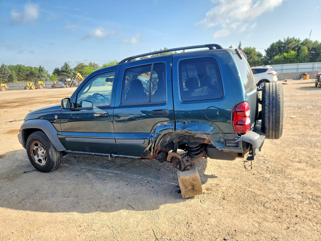 2005 Jeep Liberty Sport Green vin: 1J4GL48K45W599809