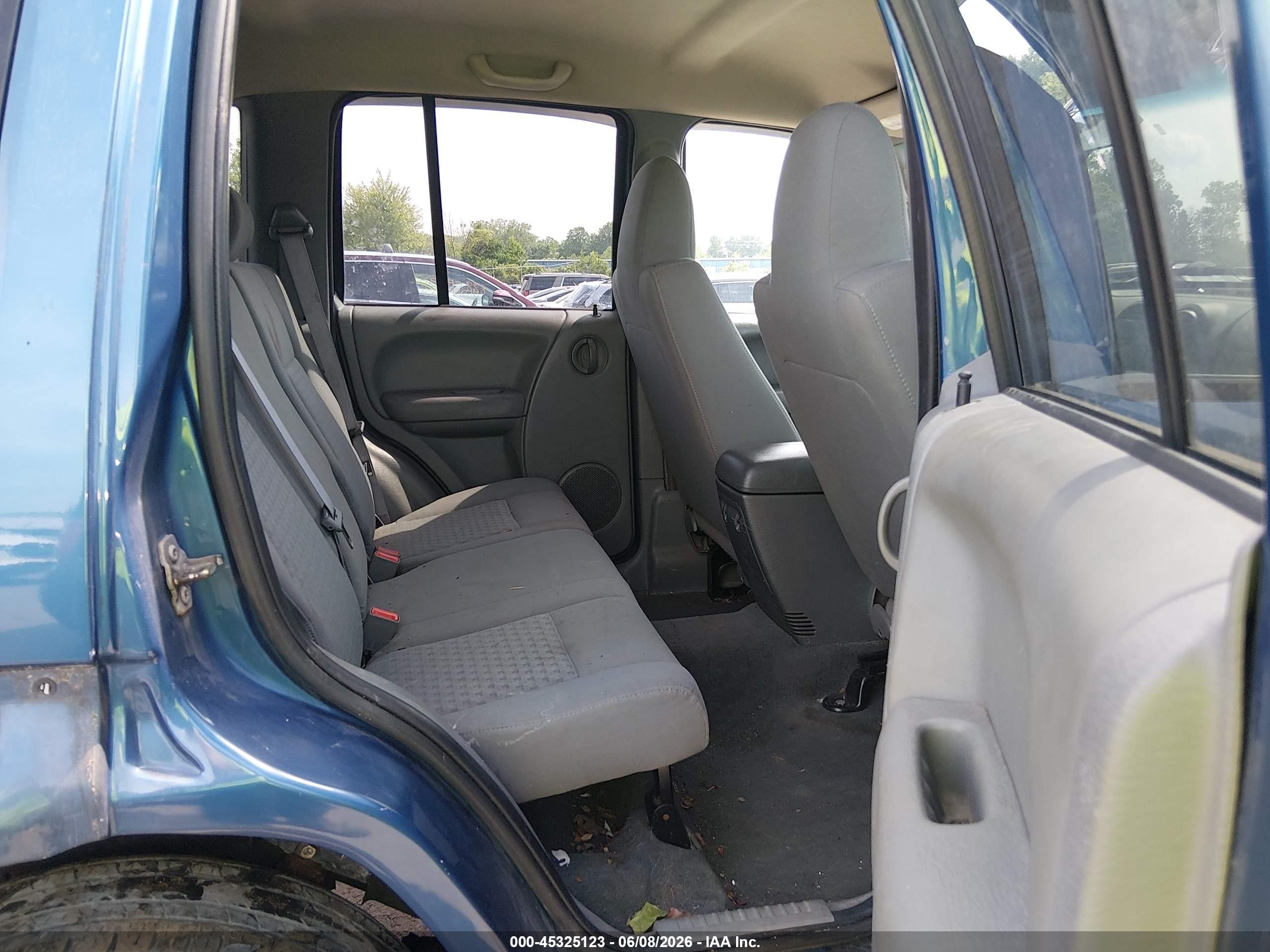 2006 Jeep Liberty Sport Blue vin: 1J4GL48K46W120872