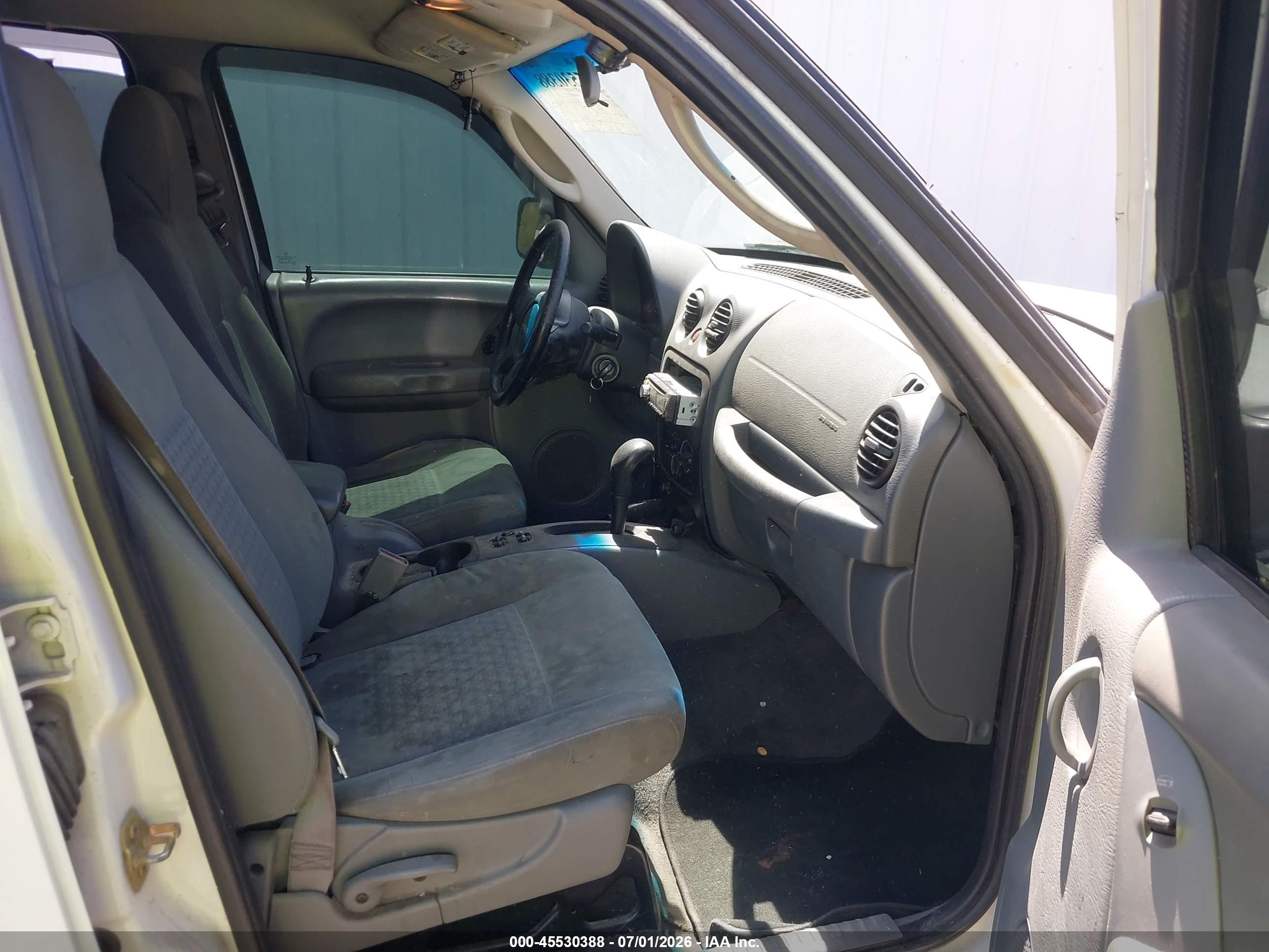 2006 Jeep Liberty Sport White vin: 1J4GL48K46W289953