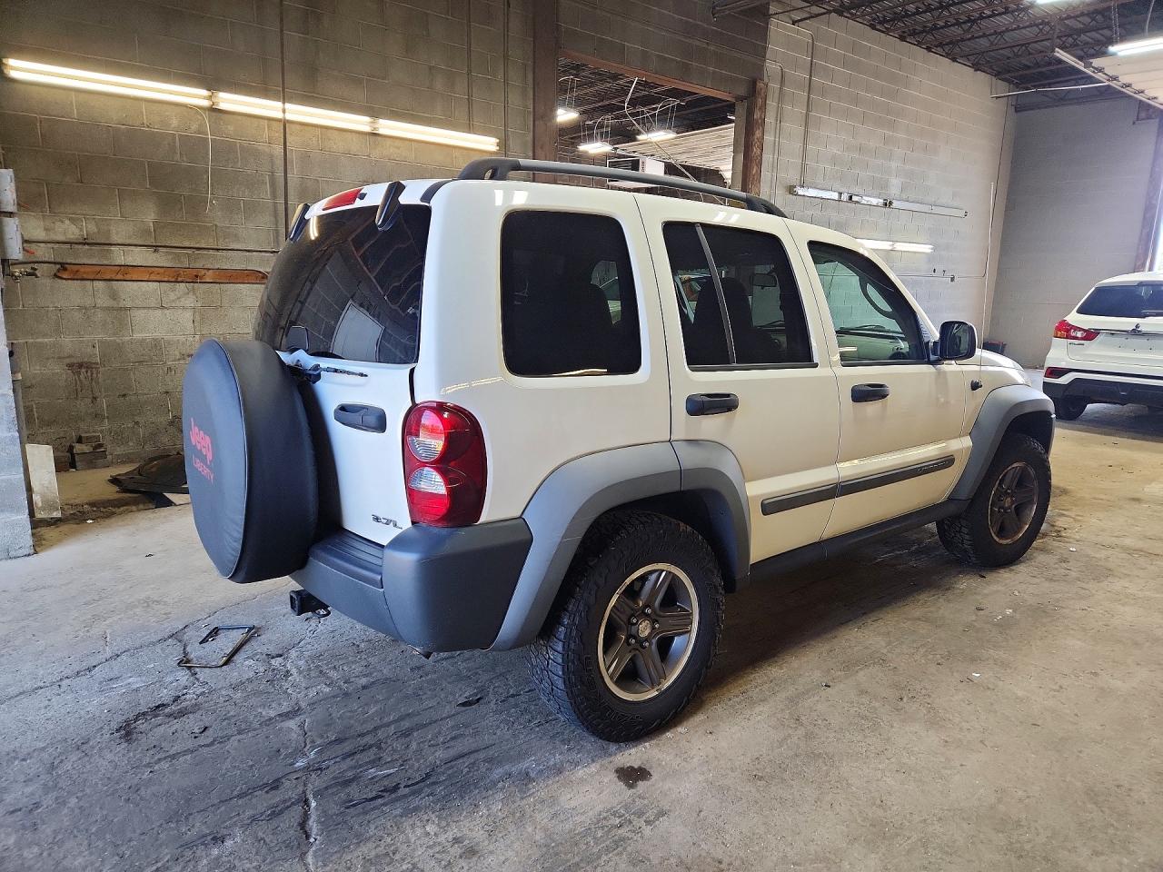 2007 Jeep Liberty Sport White vin: 1J4GL48K47W539435
