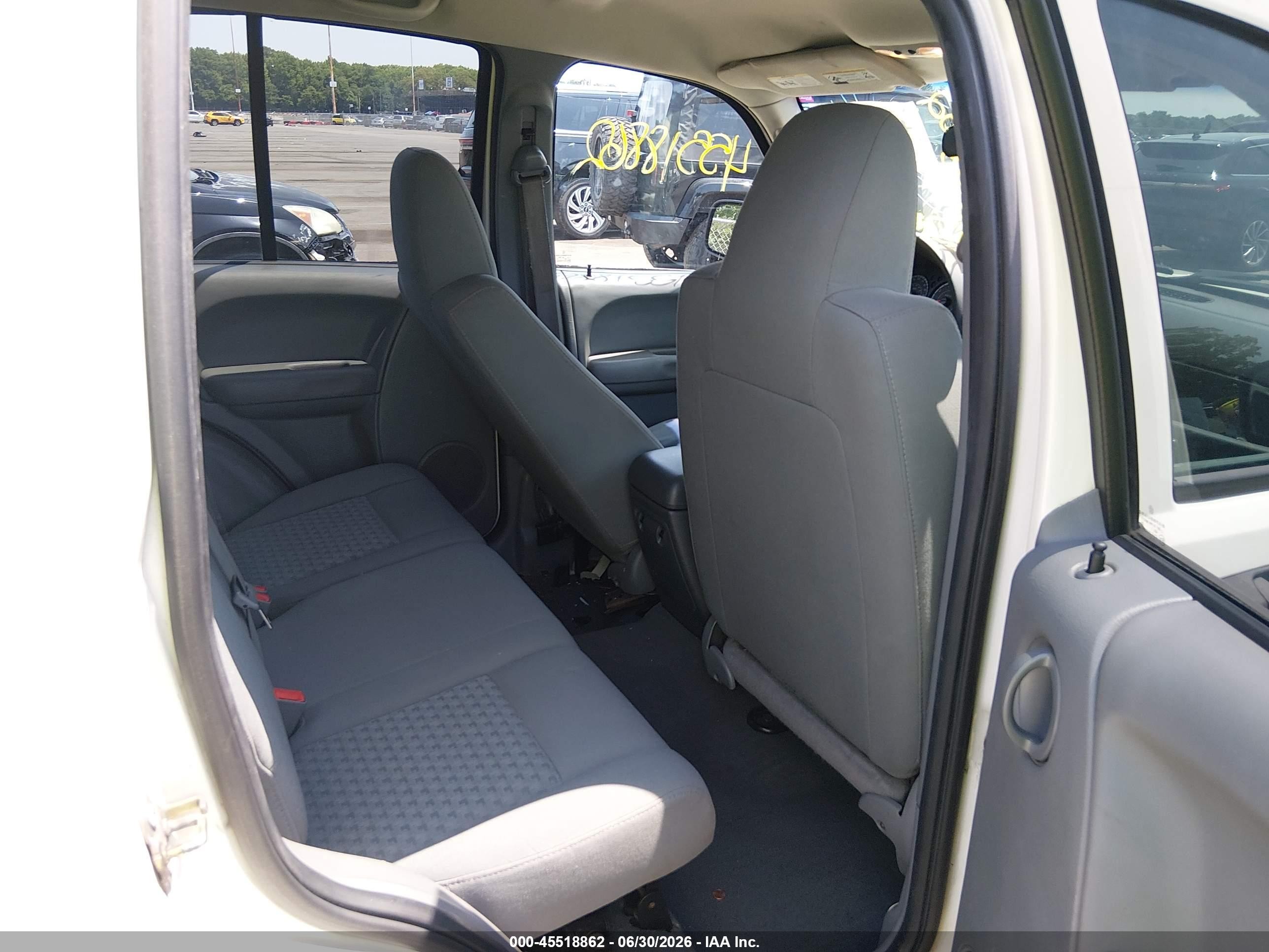 2007 Jeep Liberty Sport White vin: 1J4GL48K47W707154