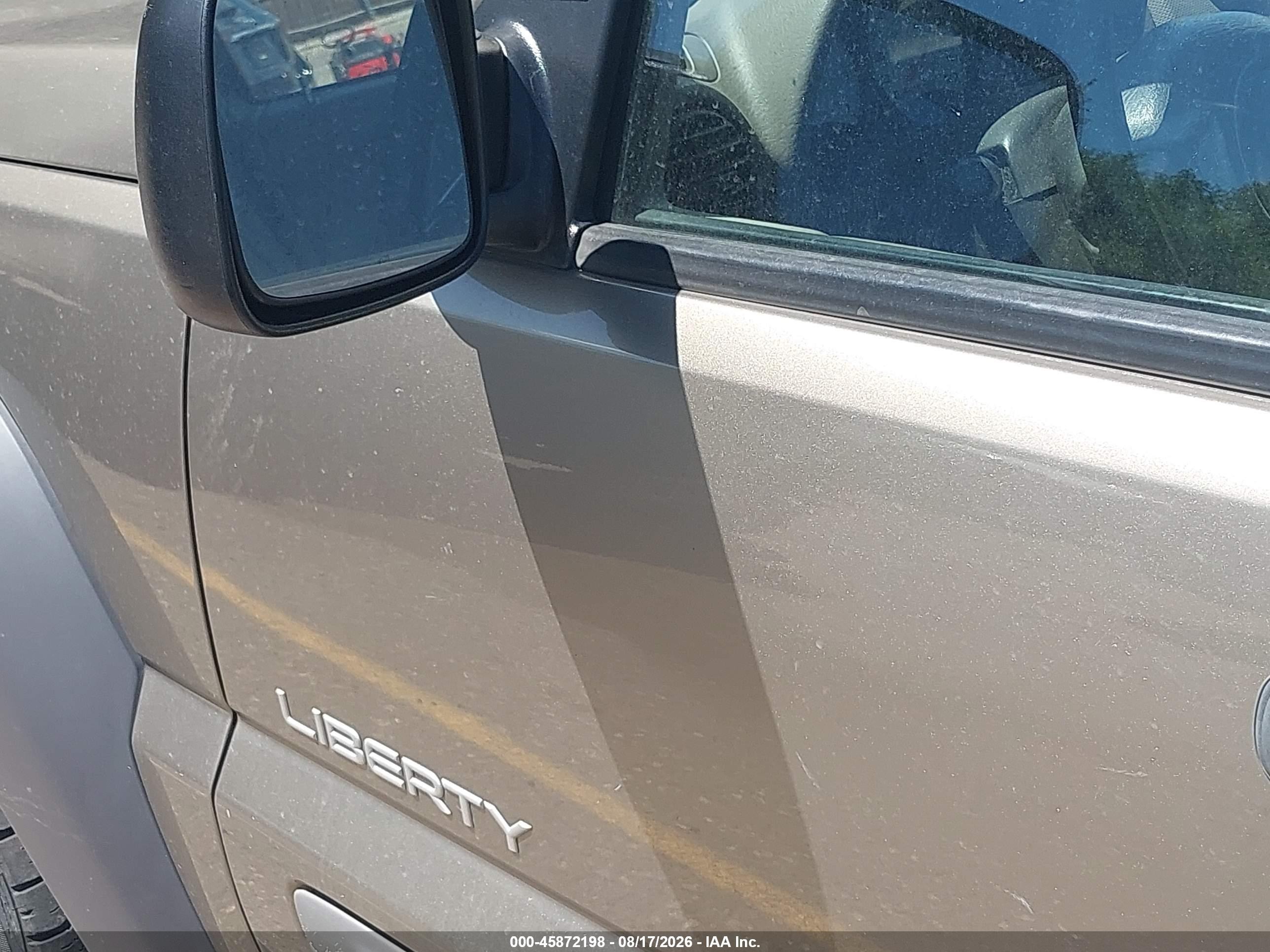 2004 Jeep Liberty Sport Золотой vin: 1J4GL48K54W146359