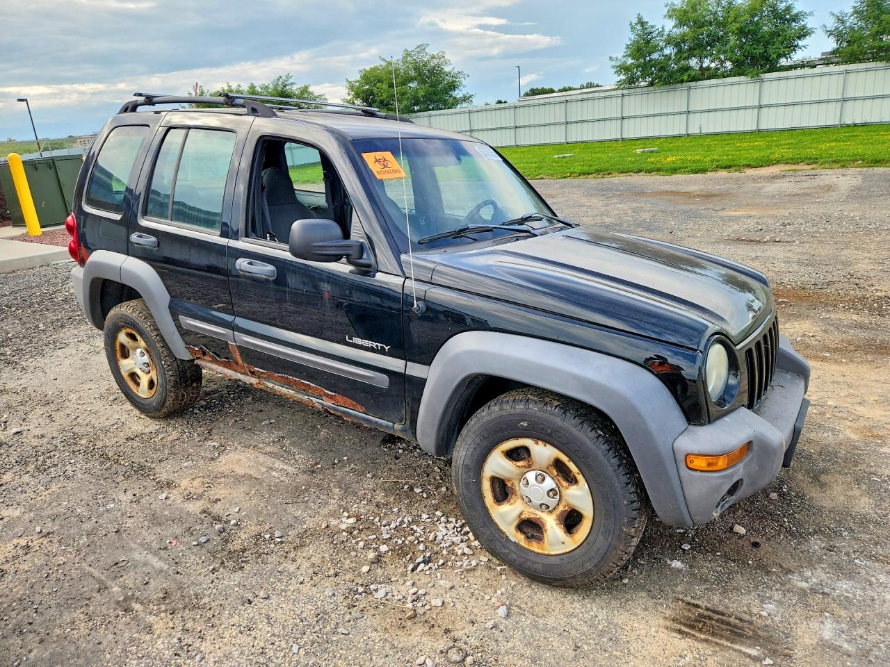 2004 Jeep Liberty Sport Black vin: 1J4GL48K54W248583