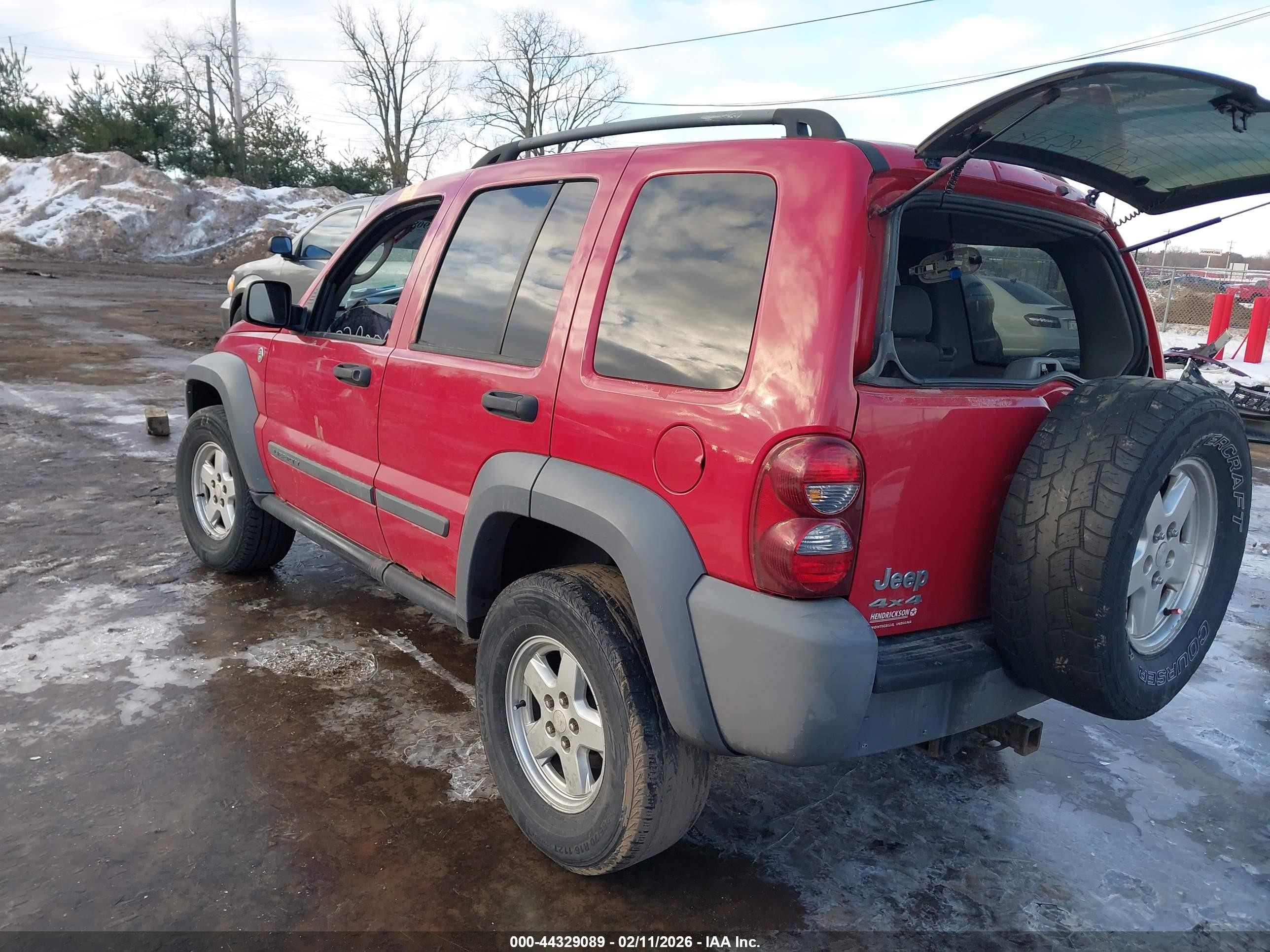 2005 Jeep Liberty Sport Красный vin: 1J4GL48K55W609232