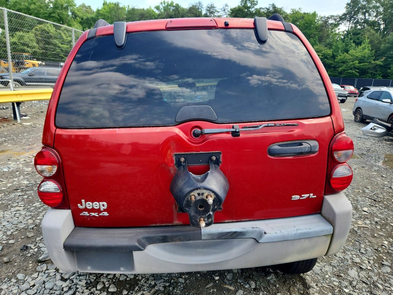 2005 Jeep Liberty Sport Red vin: 1J4GL48K55W658768