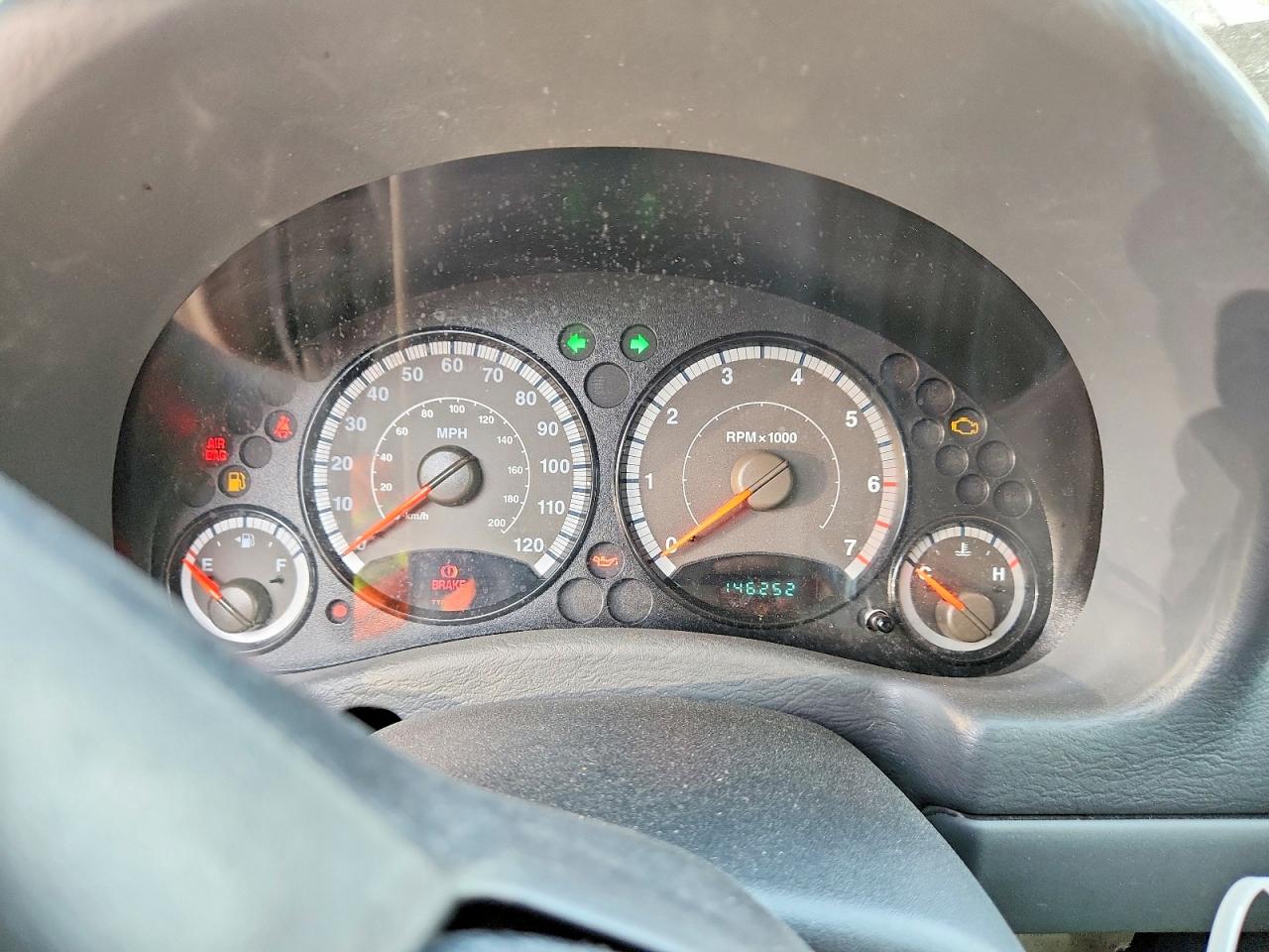 2005 Jeep Liberty Sport Silver vin: 1J4GL48K55W667065