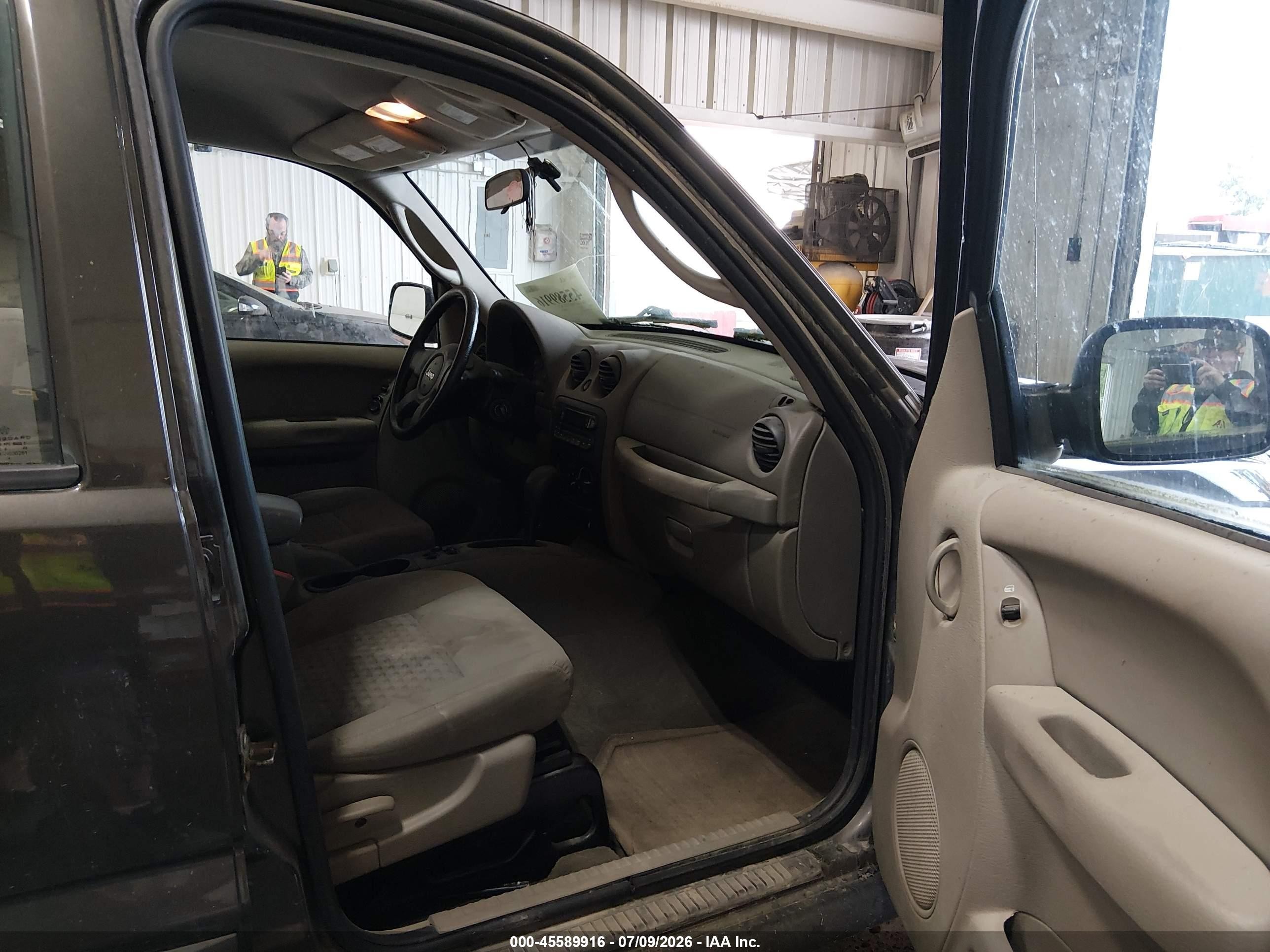 2006 Jeep Liberty Sport Green vin: 1J4GL48K56W273180