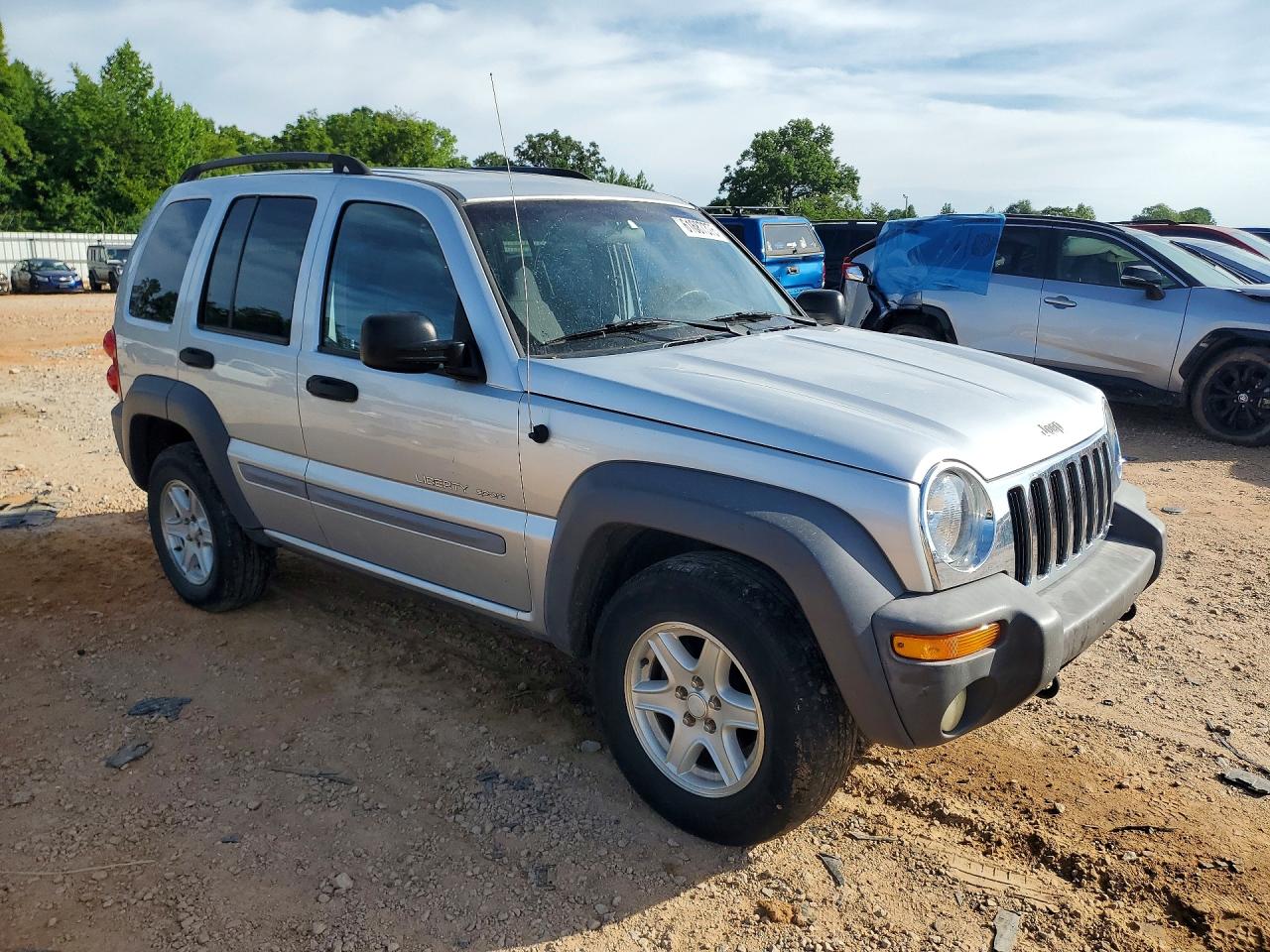 2002 Jeep Liberty Sport Silver vin: 1J4GL48K62W318850
