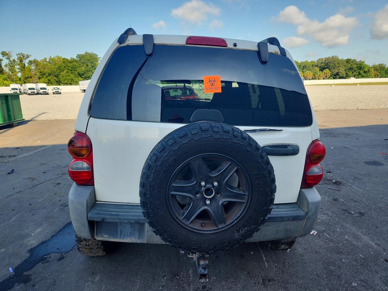 2003 Jeep Liberty Sport Белый vin: 1J4GL48K63W723303