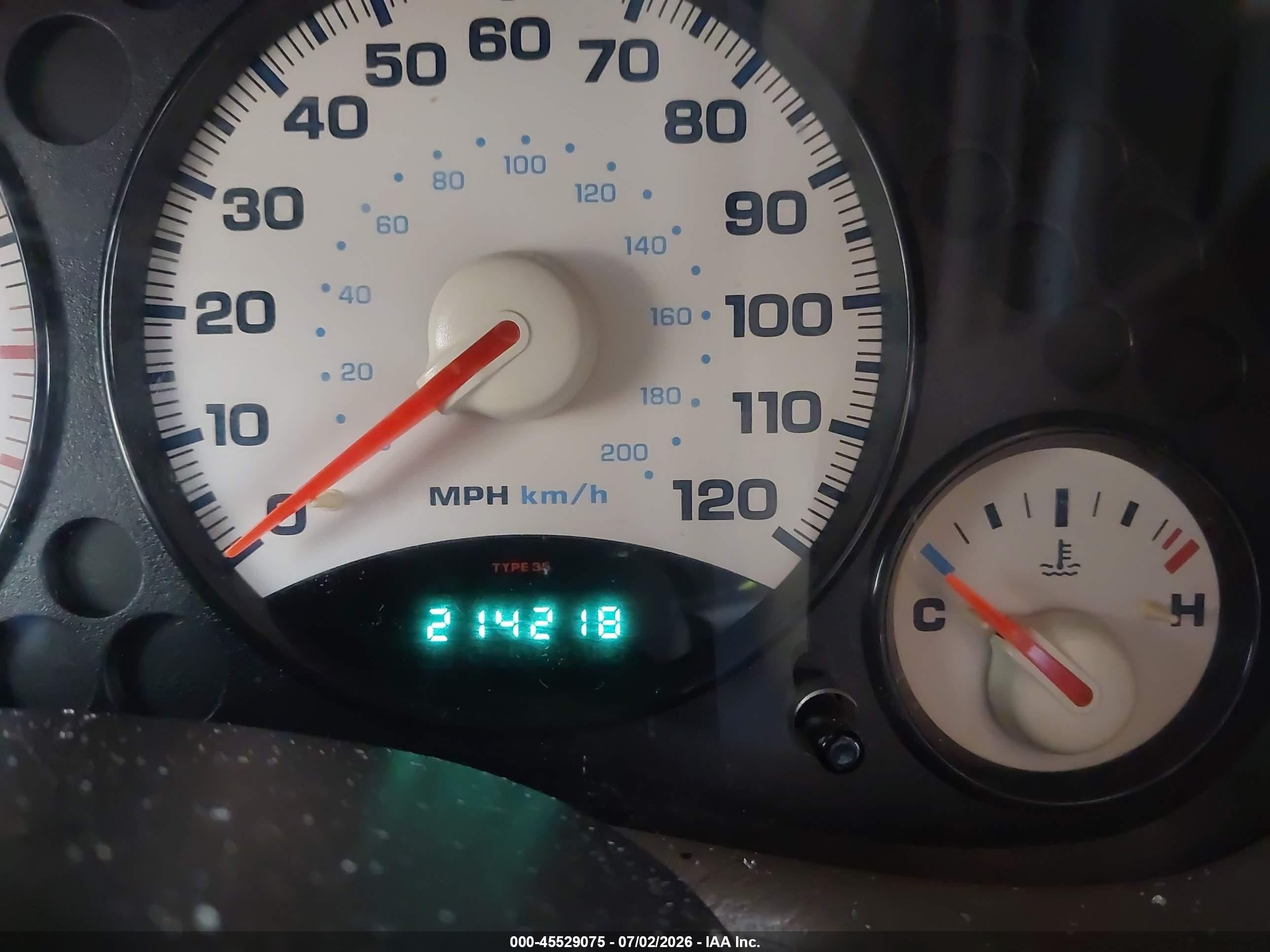2004 Jeep Liberty Sport Burgundy vin: 1J4GL48K64W135807