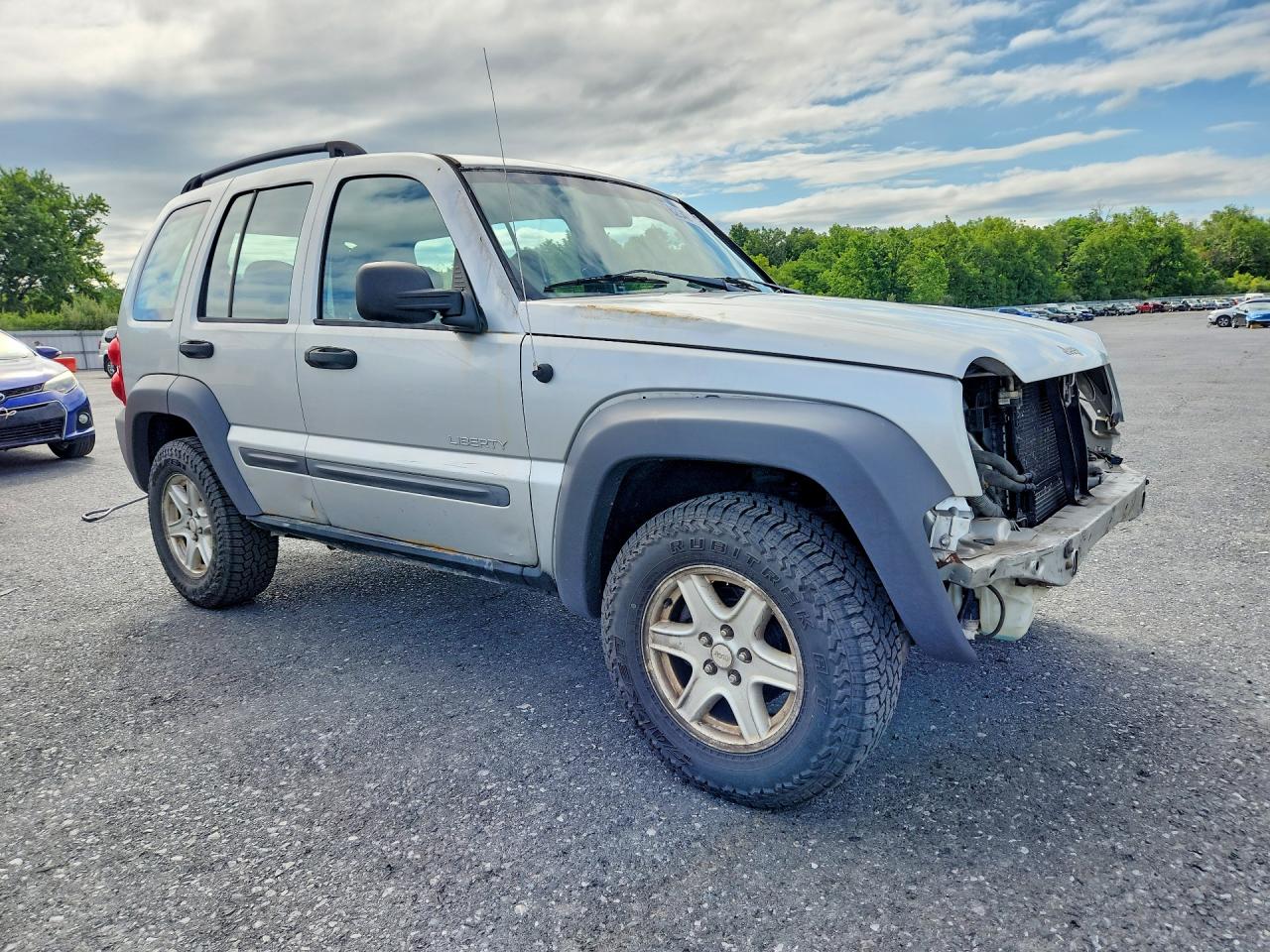 2004 Jeep Liberty Sport Silver vin: 1J4GL48K64W276442