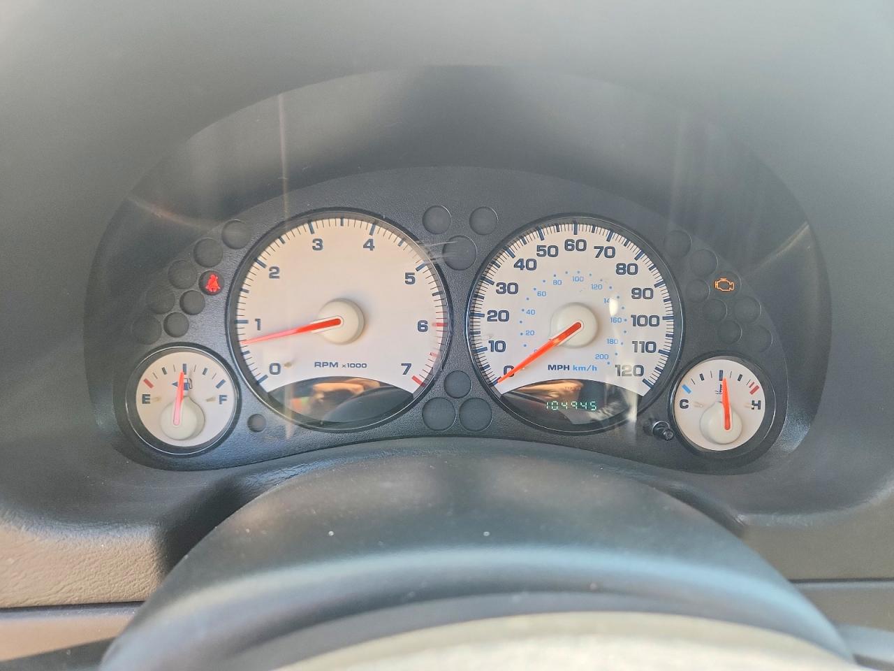 2004 Jeep Liberty Sport White vin: 1J4GL48K64W286193