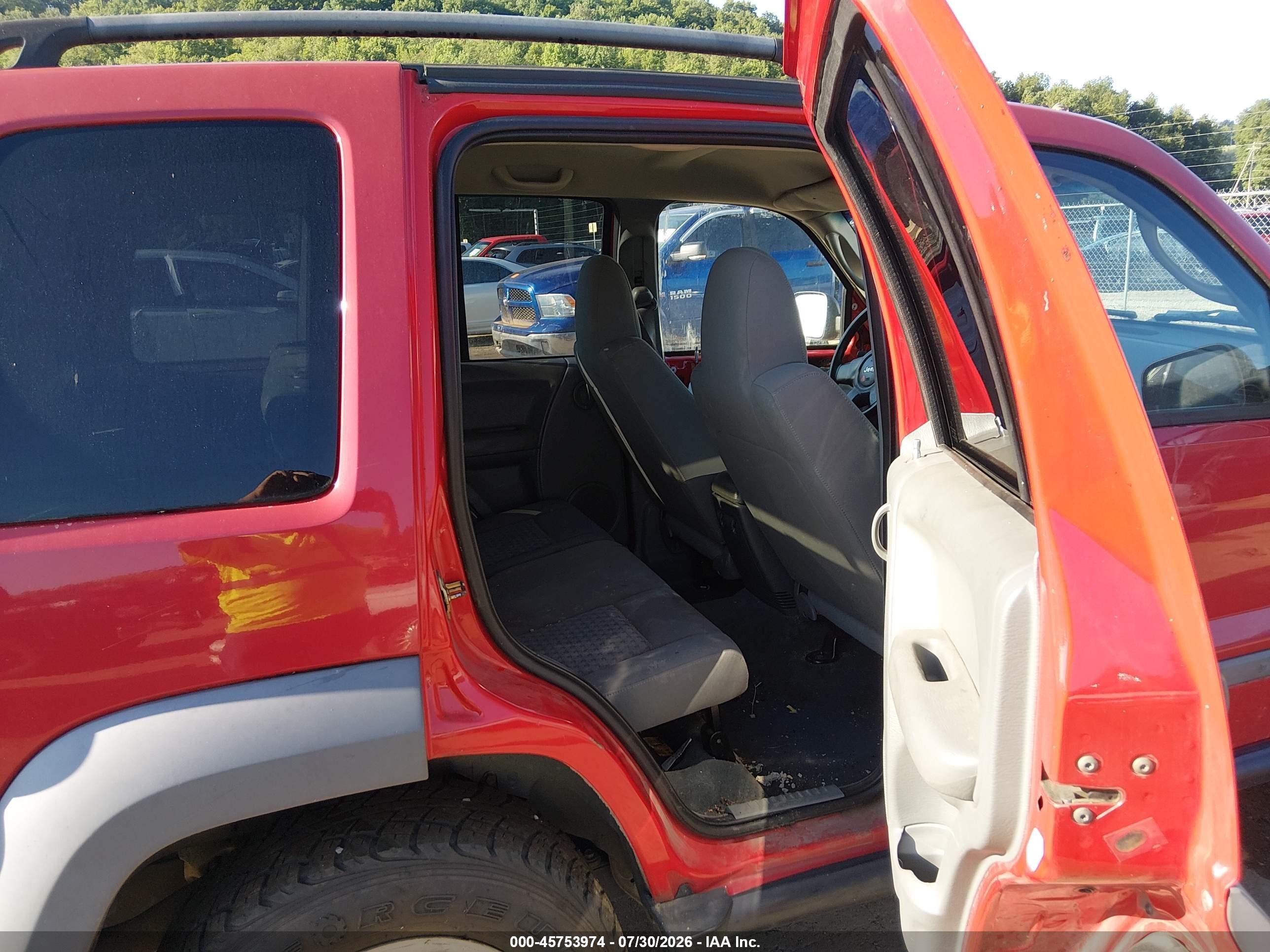 2005 Jeep Liberty Sport Red vin: 1J4GL48K65W502271