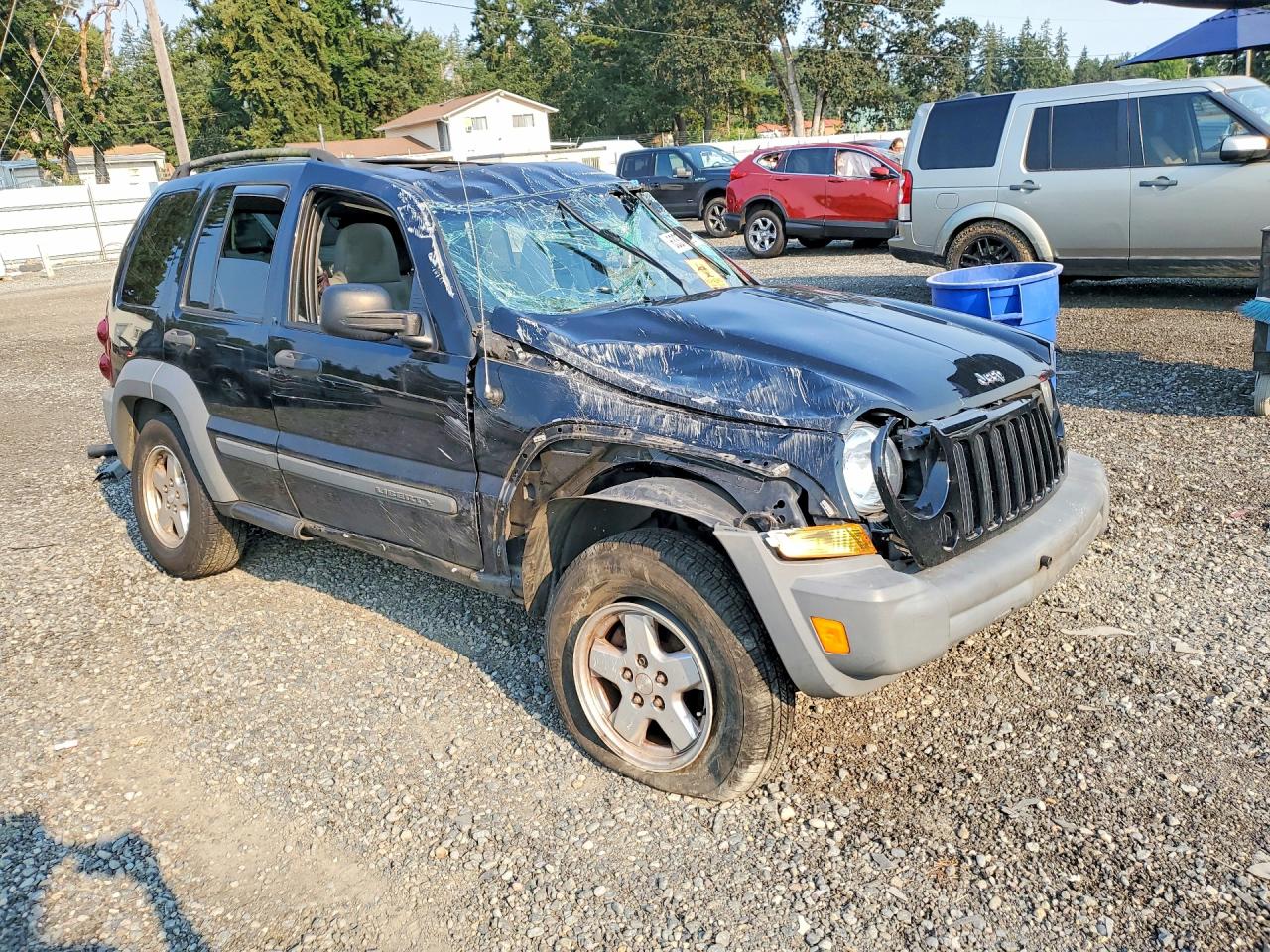 2005 Jeep Liberty Sport Черный vin: 1J4GL48K65W671755