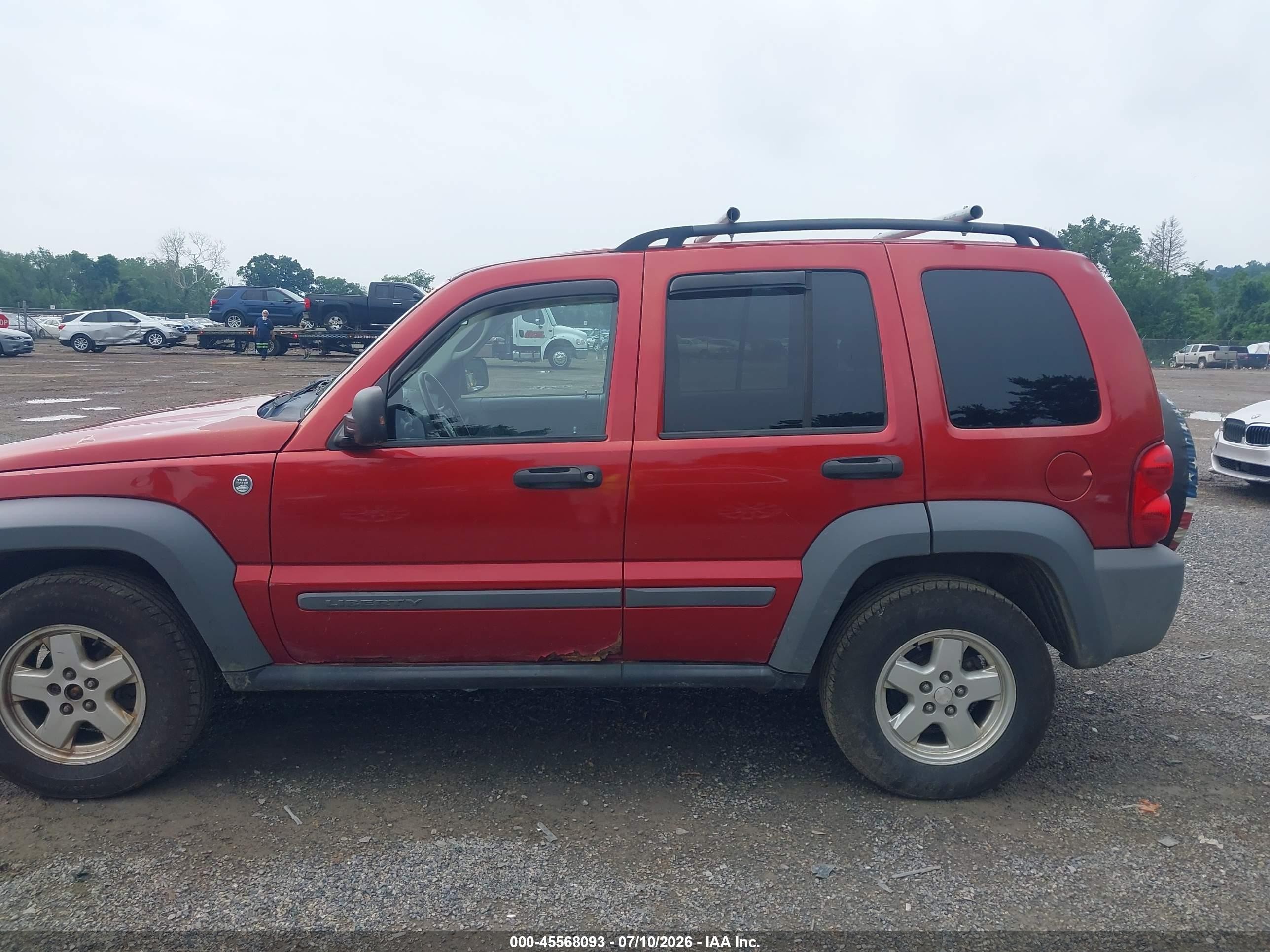 2005 Jeep Liberty Sport Red vin: 1J4GL48K65W677362