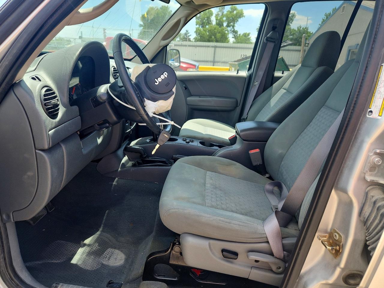 2006 Jeep Liberty Sport Silver vin: 1J4GL48K66W252418